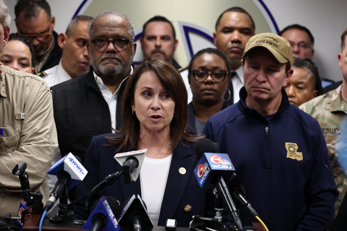 A procuradora-geral republicana da Louisiana, Liz Muriel, indiciada por 16 acusações criminais