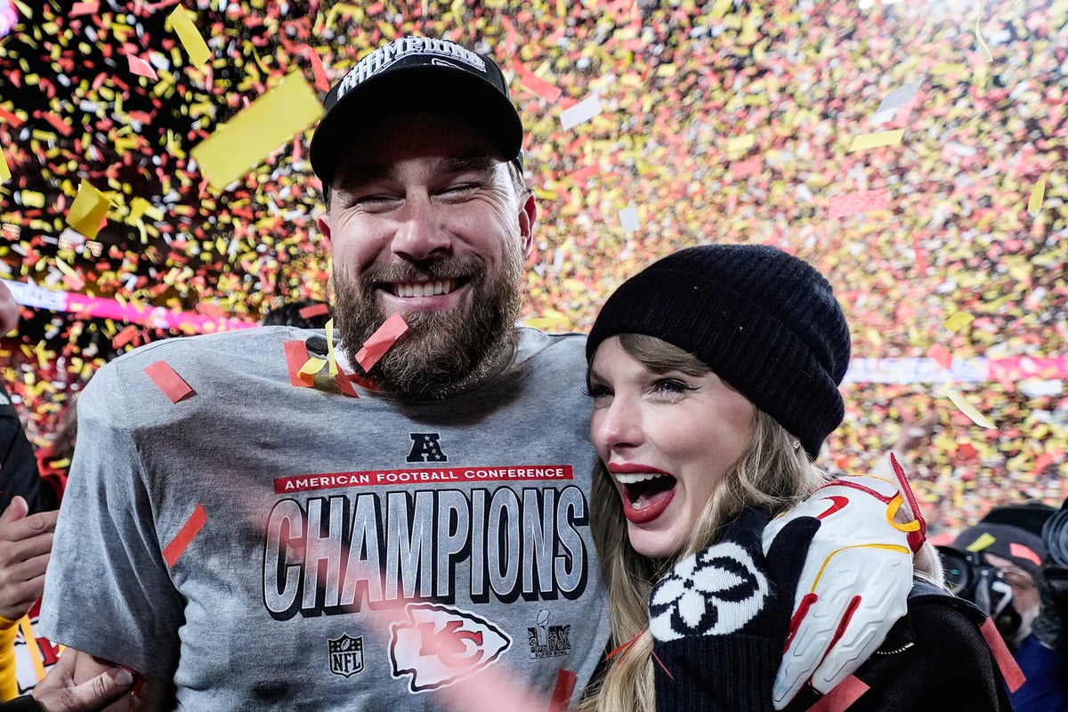 Taylor Swift and Travis Kelce raffled off sentimental piece of their love story at wedding: report – UK Times Taylor Swift and Travis Kelce raffled off sentimental piece of their love story at wedding: report – UK Times