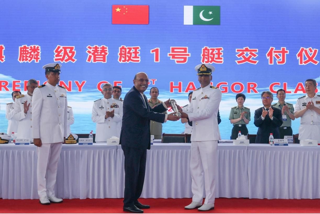 Pakistani president Asif Ali Zardari at the commissioning ceremony of the PNS Hangor in Sanya, China