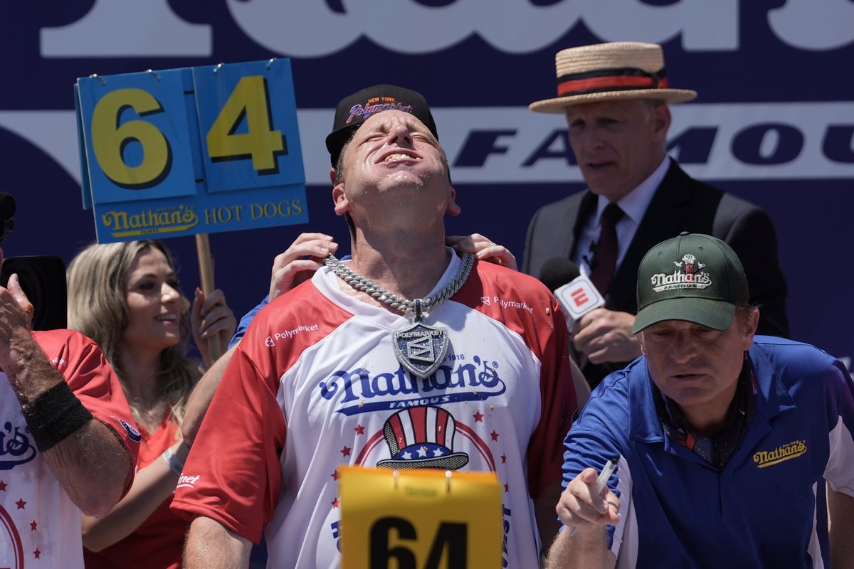 Joey Chestnut wins Nathan’s hot dog eating contest after stomaching 66 franks in 100-degree heat