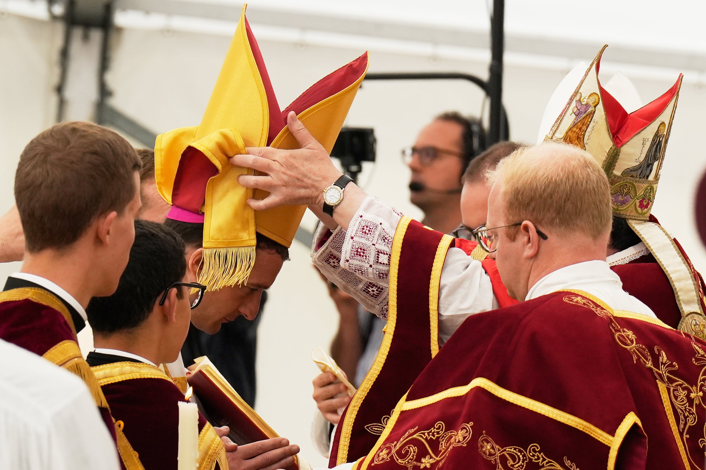 Established in 1970, the Switzerland-based group, which boasts followers worldwide, accuses the Church of deviating from the true faith