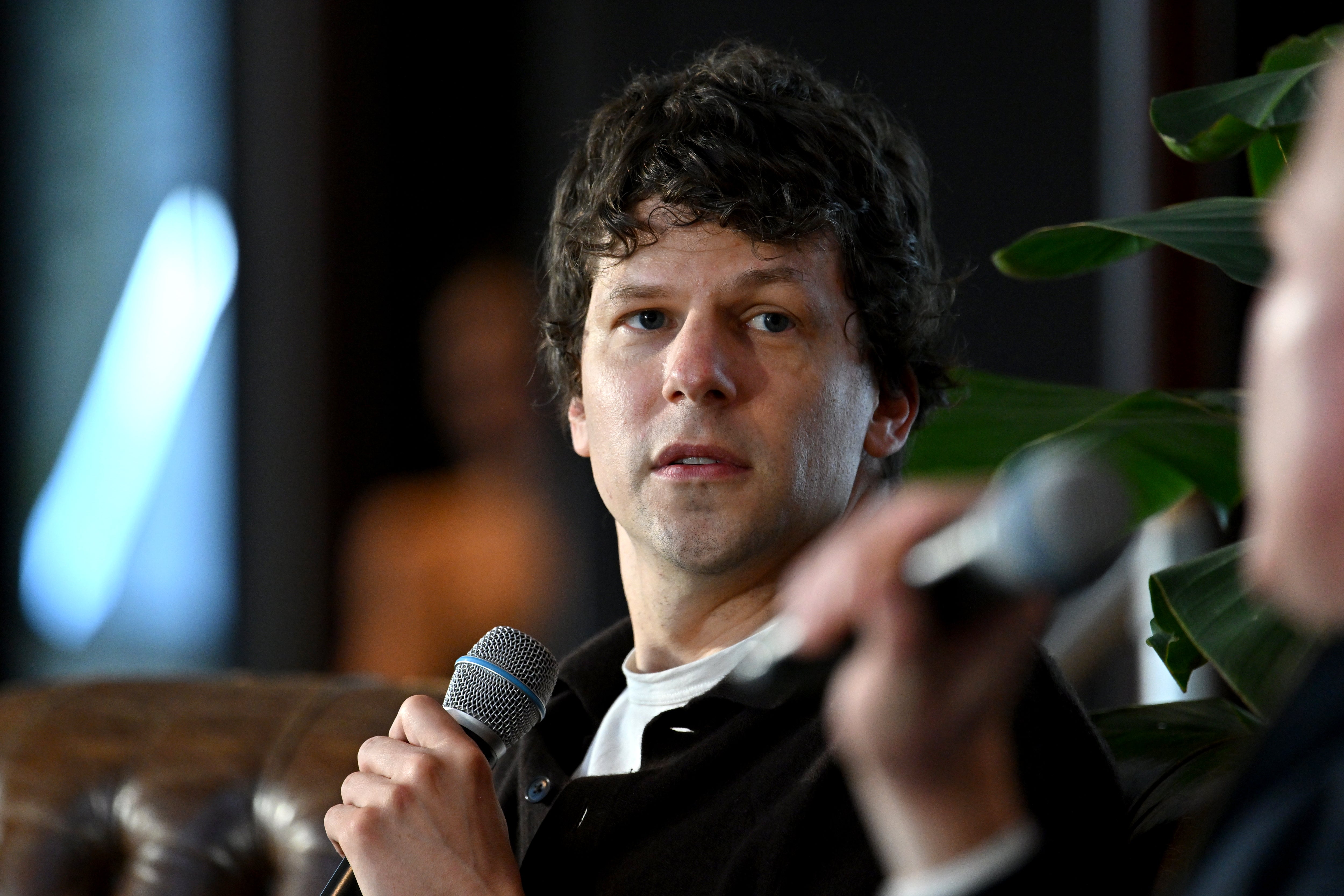 Jesse Eisenberg says he does not plan to leave the U.S.