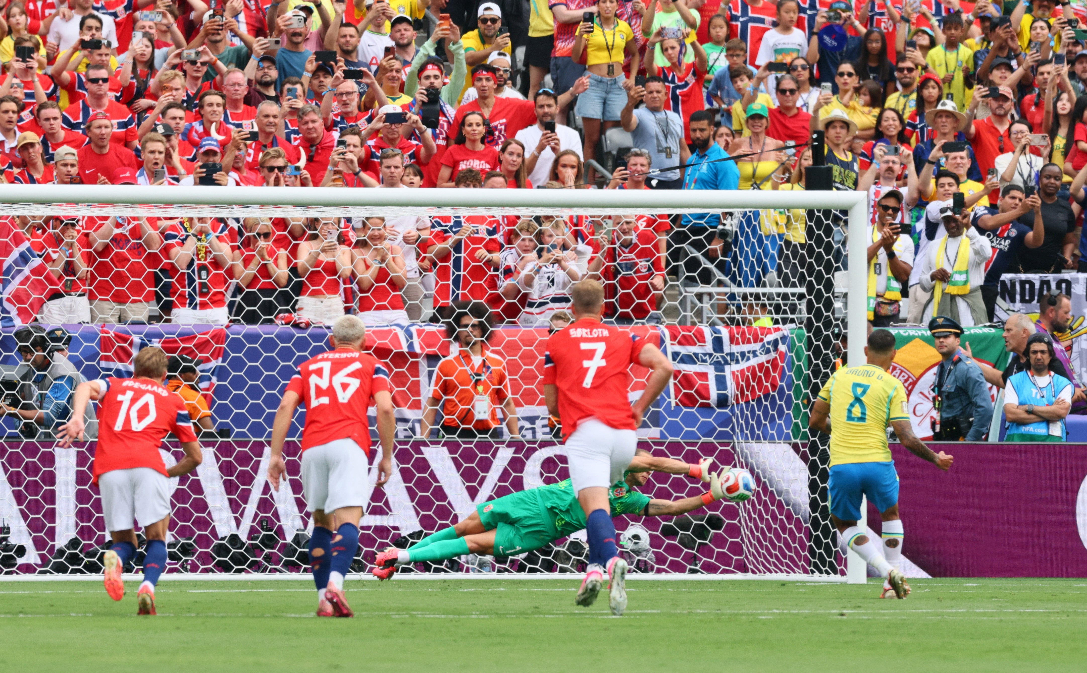 Brazil vs Norway LIVE: Latest score and updates from blockbuster World Cup tie