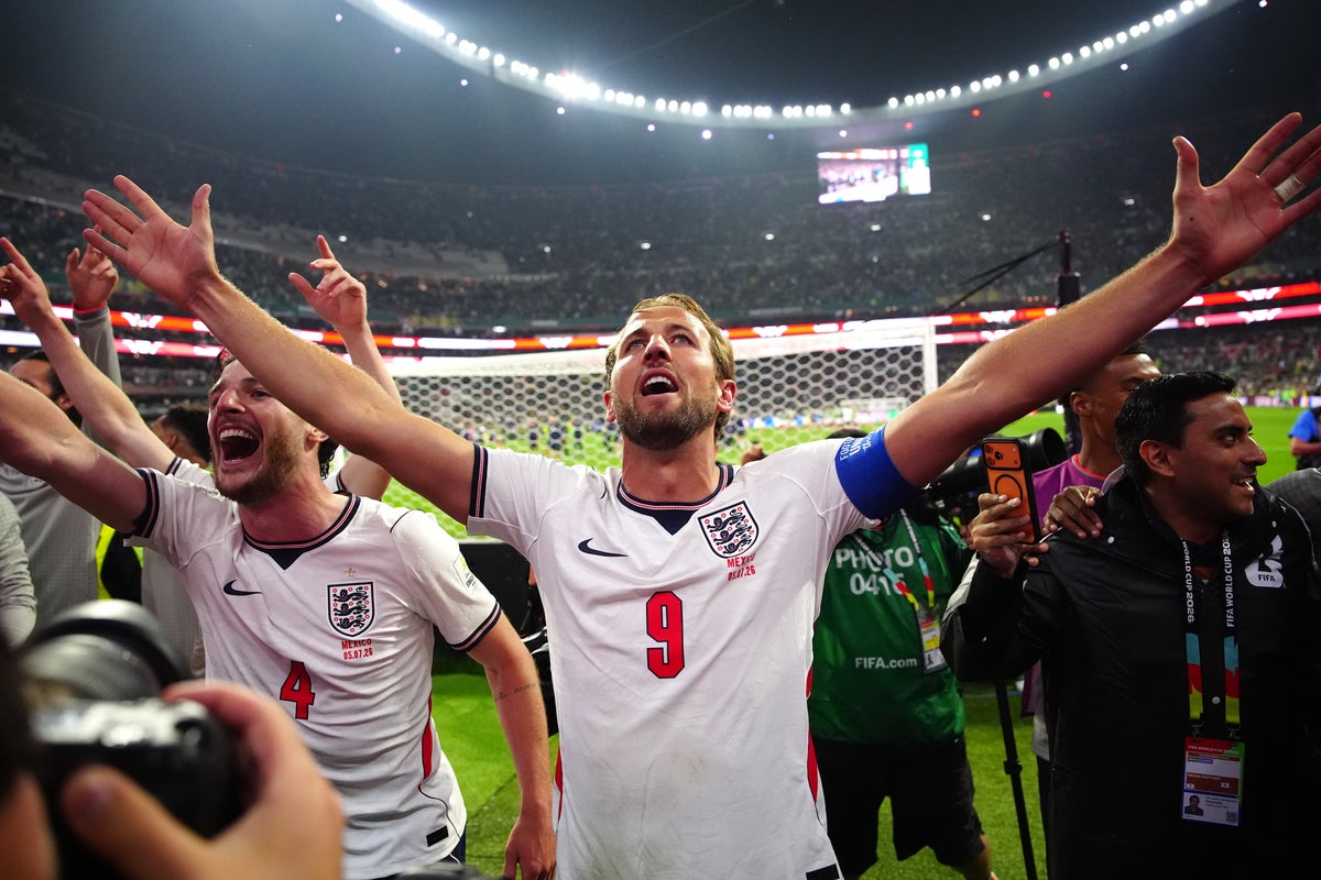 England survive 10-man thriller to reach World Cup quarter-finals