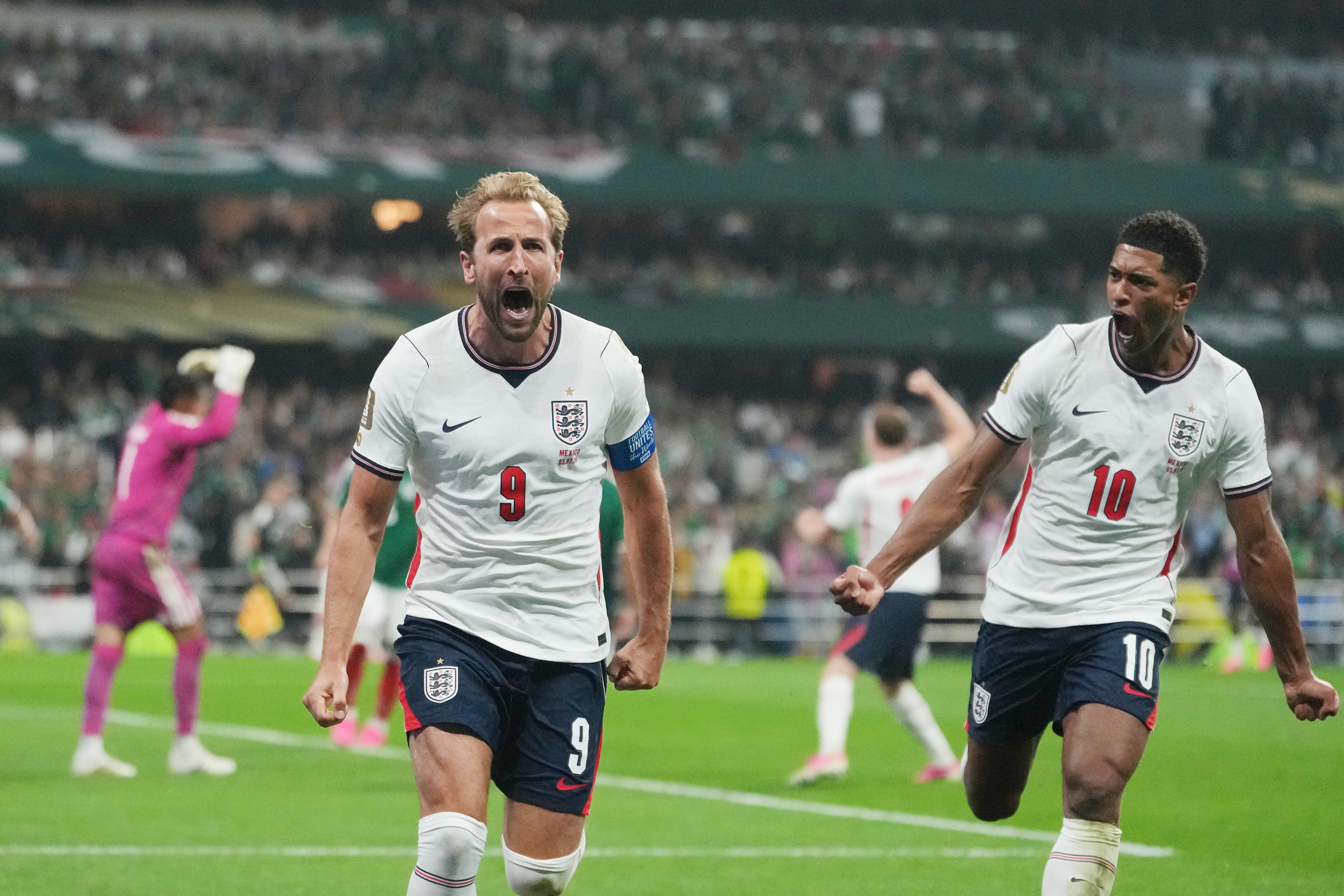 England sailed through to the quarter-finals after thrilling victory against Mexico