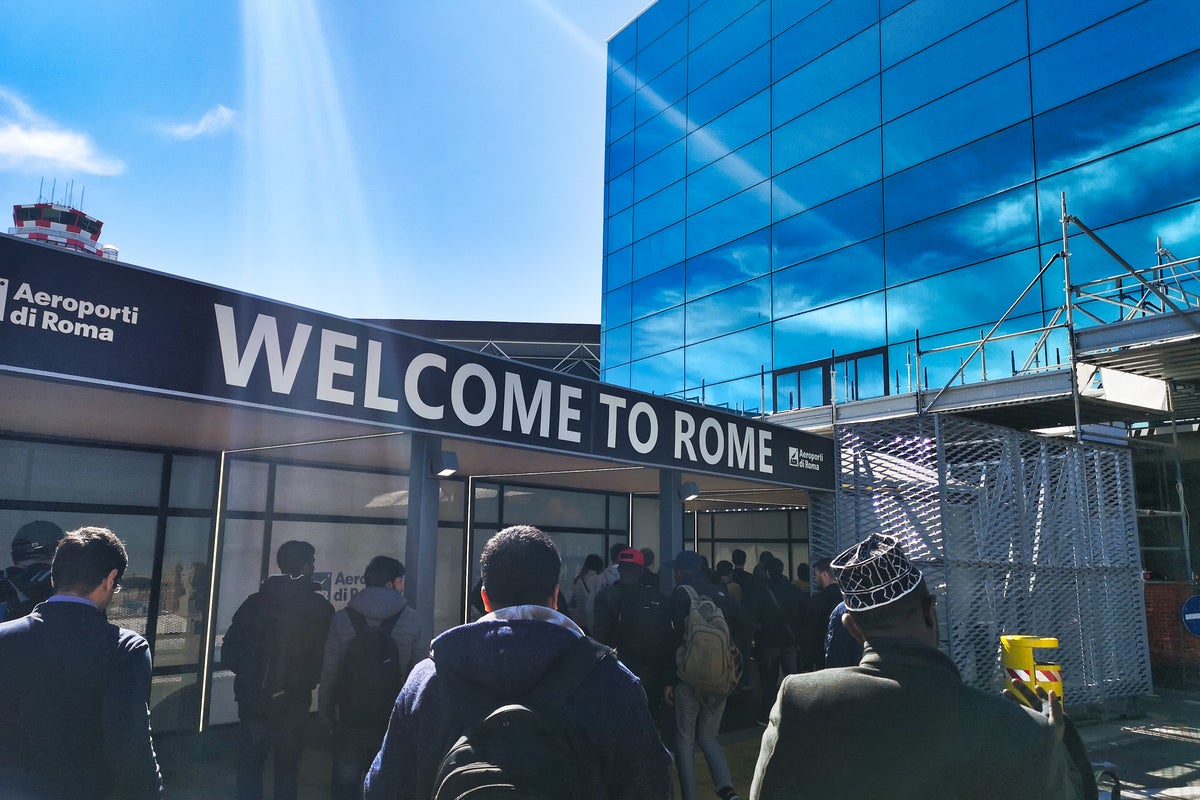 EU airport boss blames EES design for long border queues