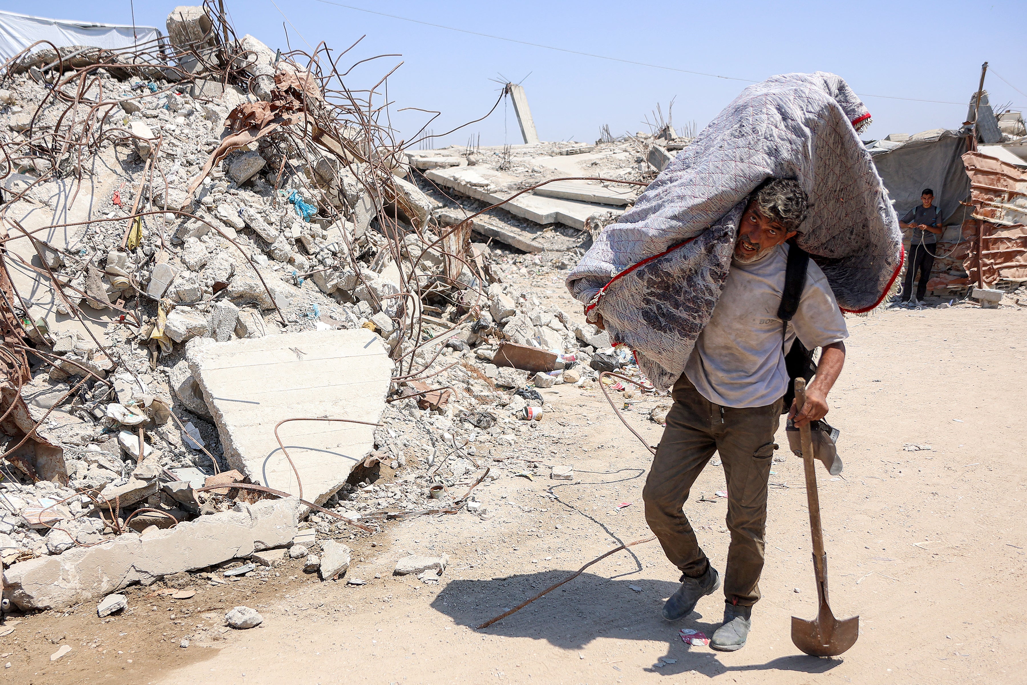 Hamas dissolves Gaza government amid push for progress on stalled peace plan