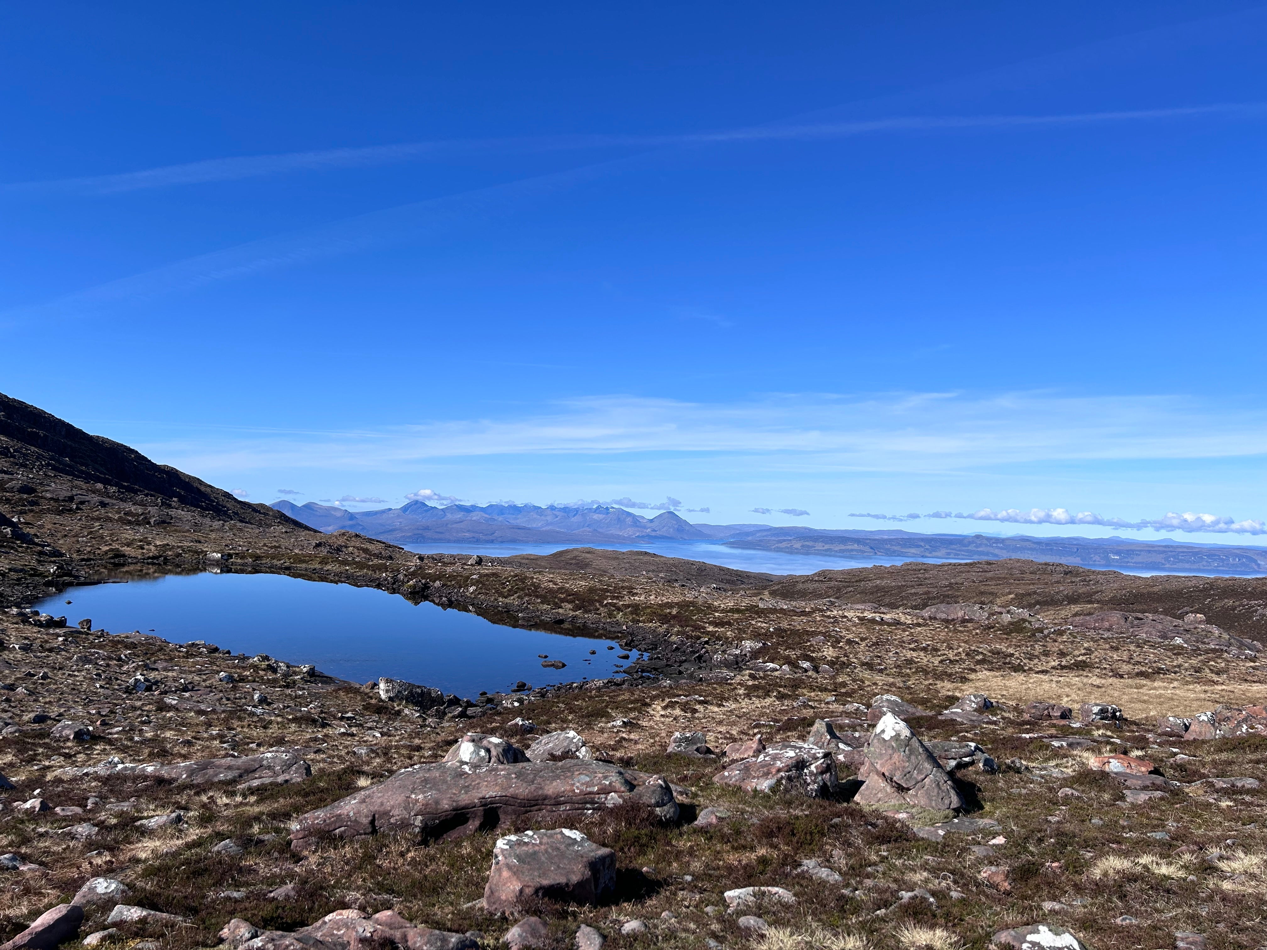 Applecross Pass with views to Skye
