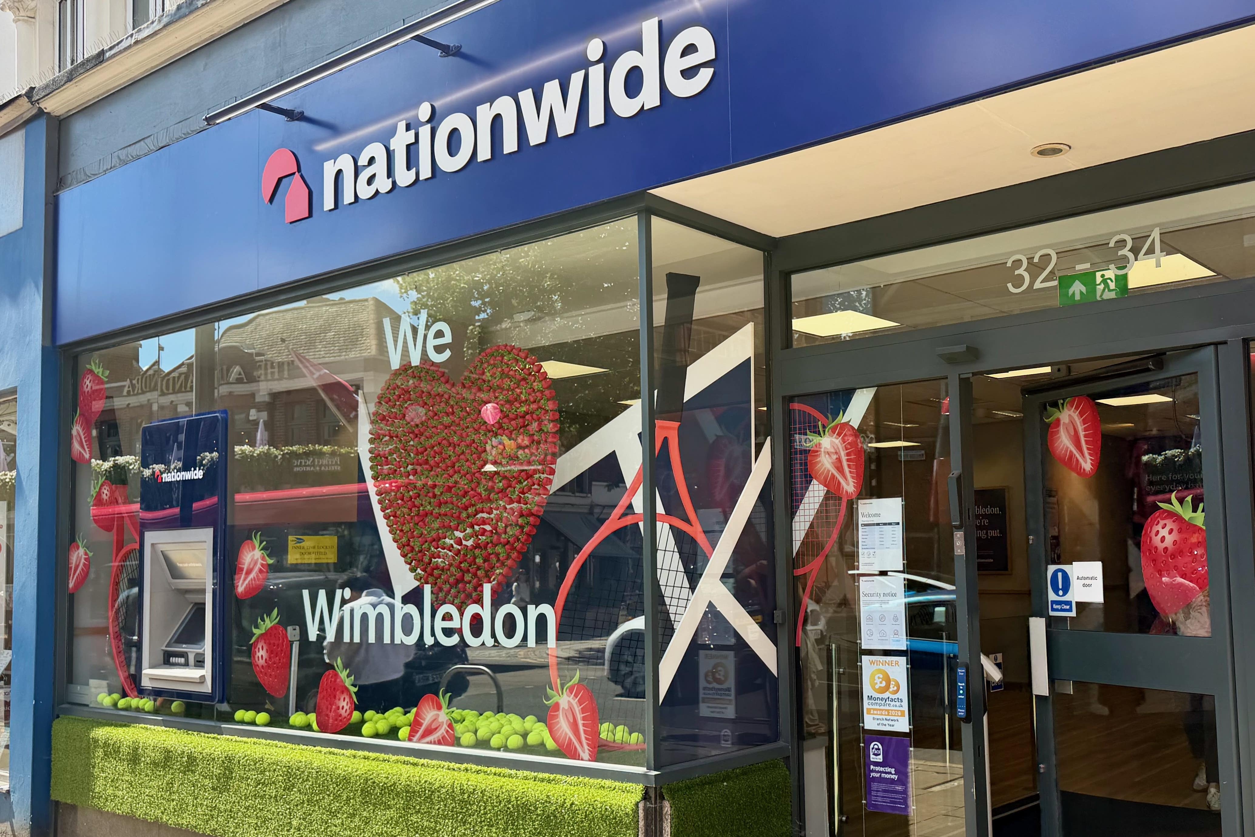 independent.co.uk - Vicky Shaw - Banks and building societies leapfrog retailers in customer satisfaction index