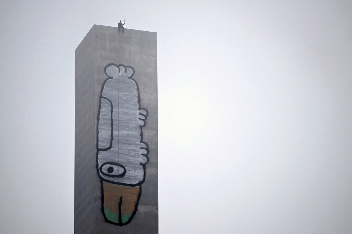 Police arrest man who spray-painted ‘Pam the Bird’ graffiti on Australia’s Bolte Bridge tower
