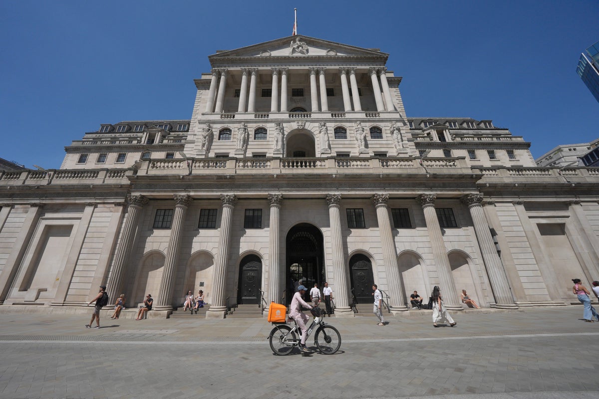 Rapid AI advances increasing financial stability risks, Bank of England warns