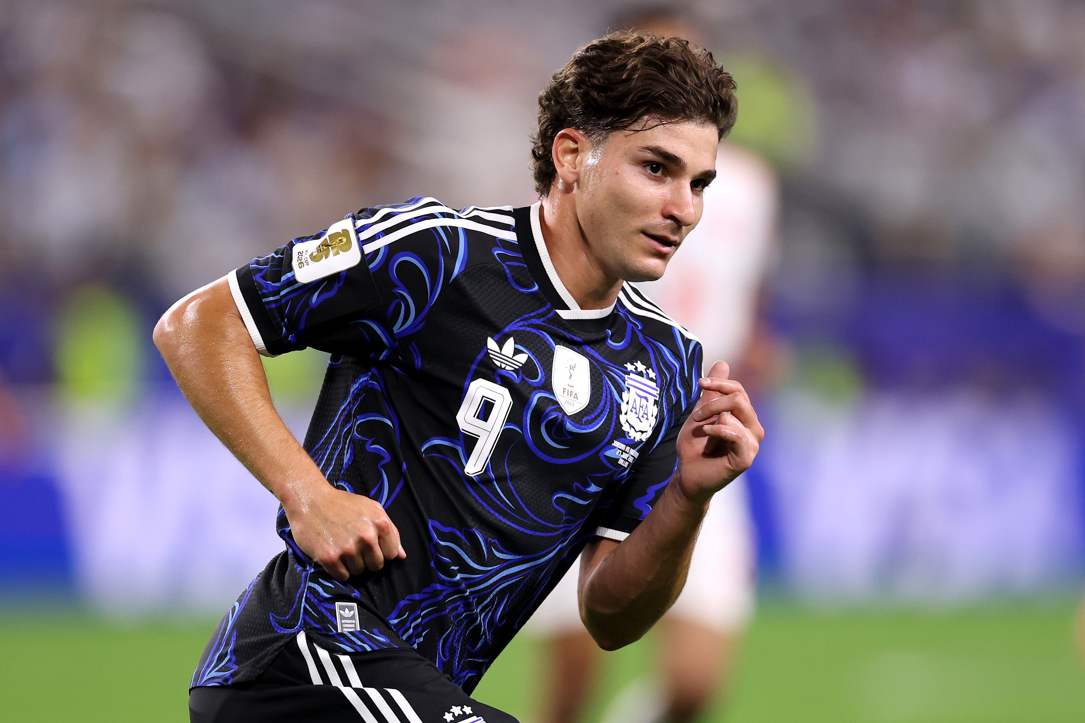 Julian Alvarez starts for Argentina