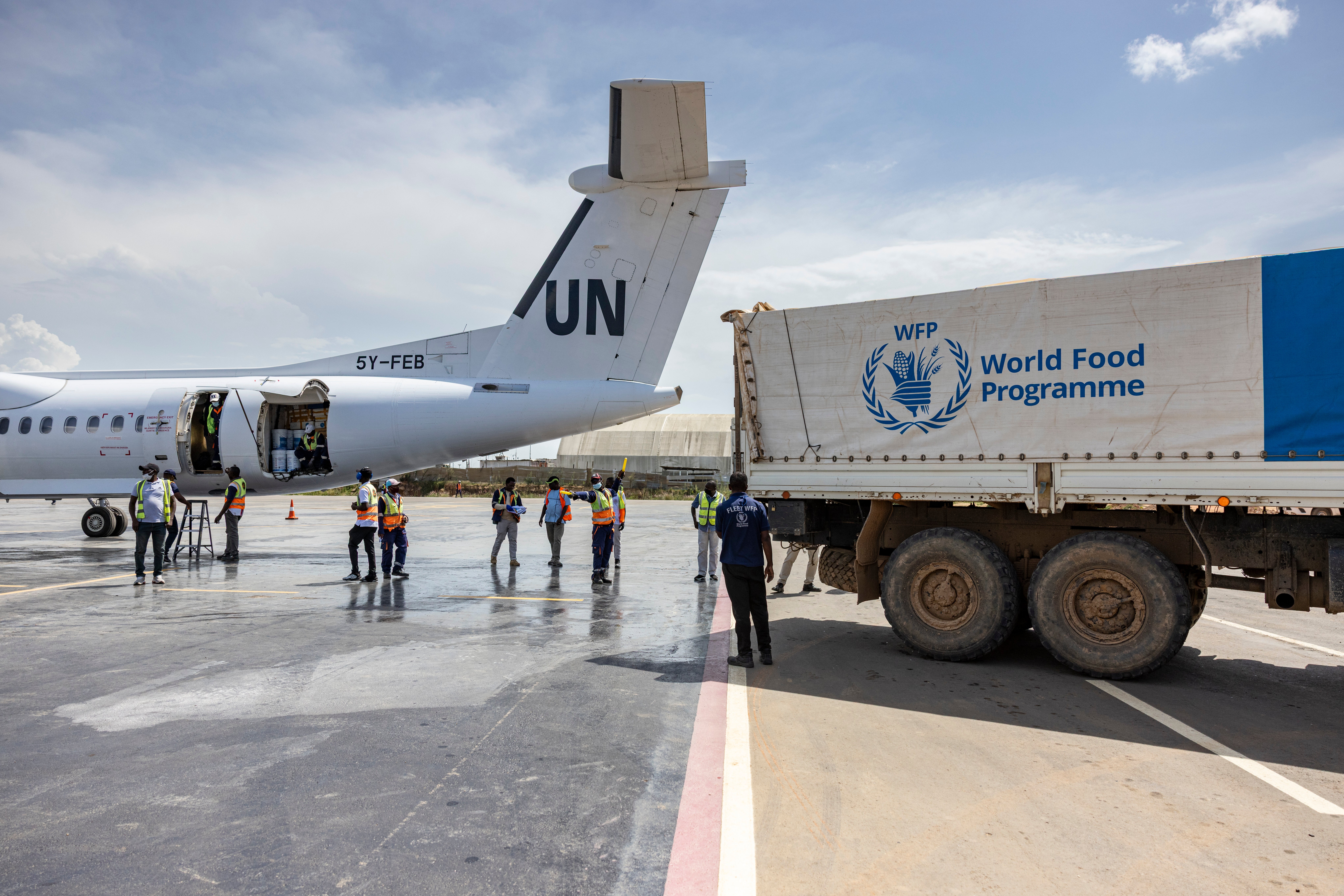 A World Food Programme truck is seen next to a UN flight in the Democratic Republic of the Congo (Getty)
