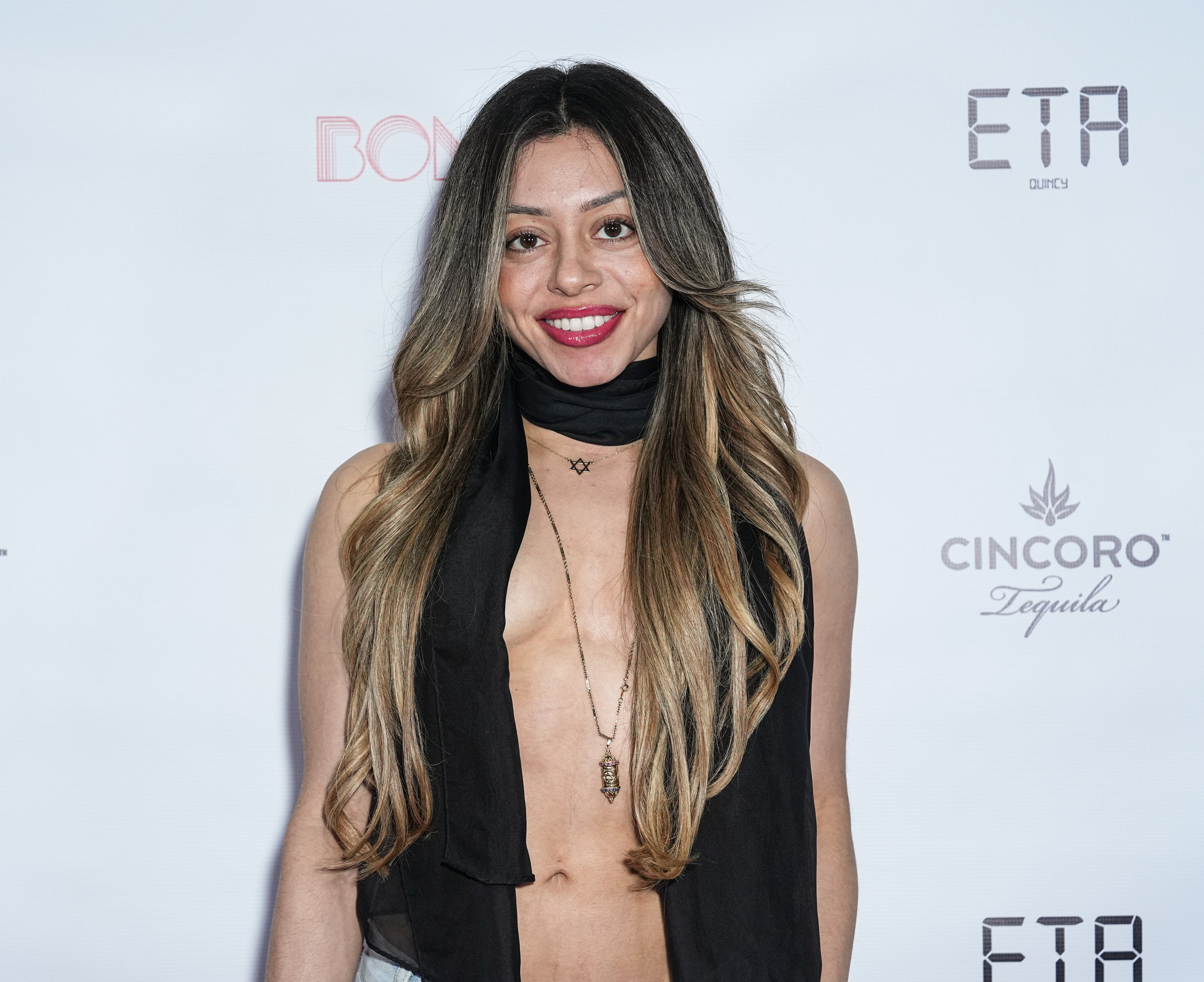 Shenker protagoniza 'Owning Manhattan' de Netflix desde su estreno en 2024