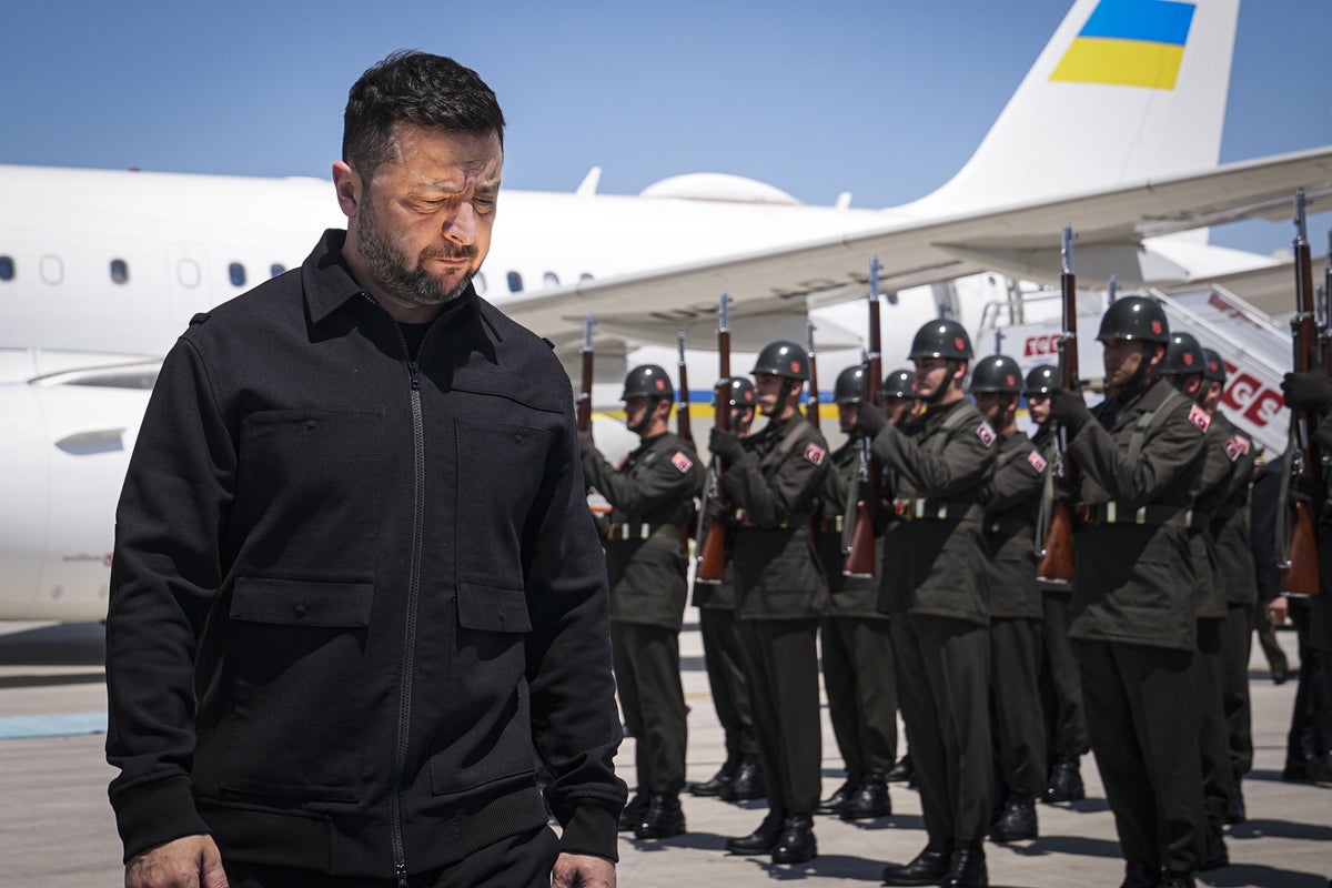 Son Ukrayna-Rusya savaşı: Zelensky NATO teklifini yenilerken Moskova bir hafta içinde Kiev'e üçüncü tur saldırı başlattı