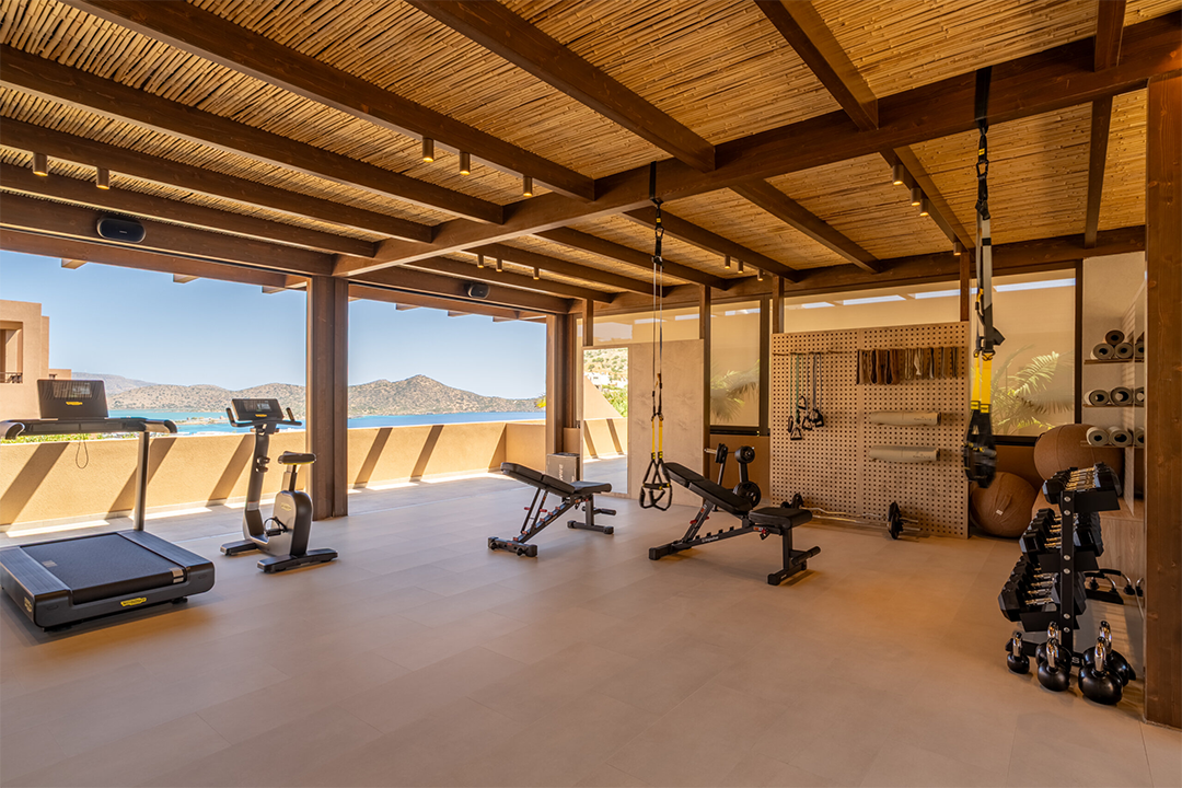 You can feel the sea breeze flow through the open-air gym