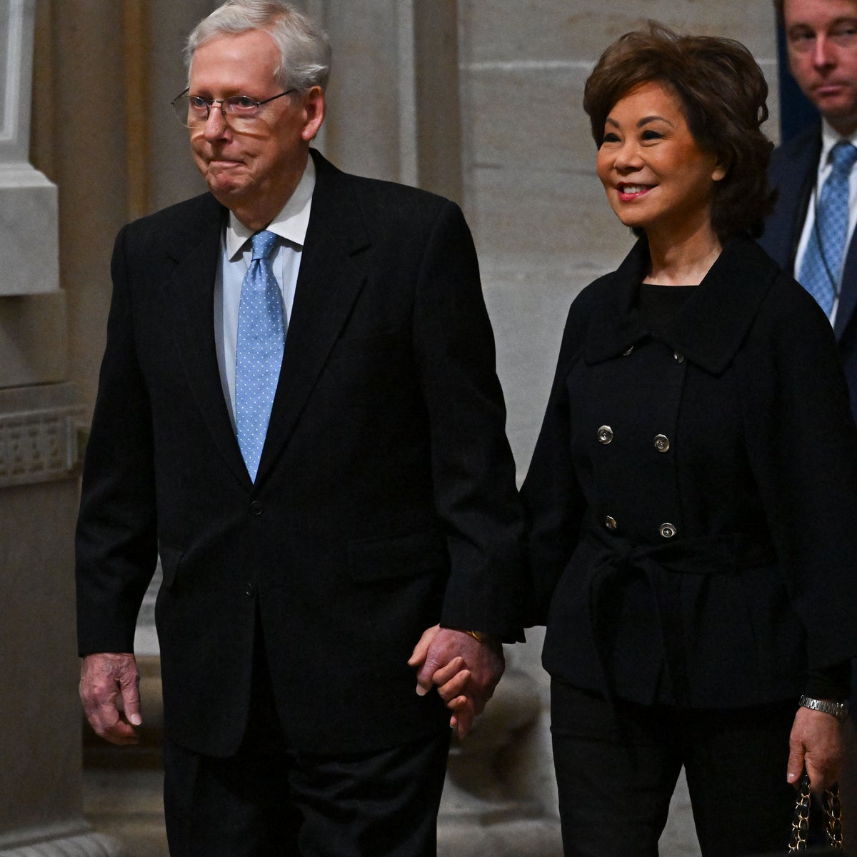 Mitch McConnell's wife reveals stunning decision to stay on China trip after  he was hospitalized: report | The Independent