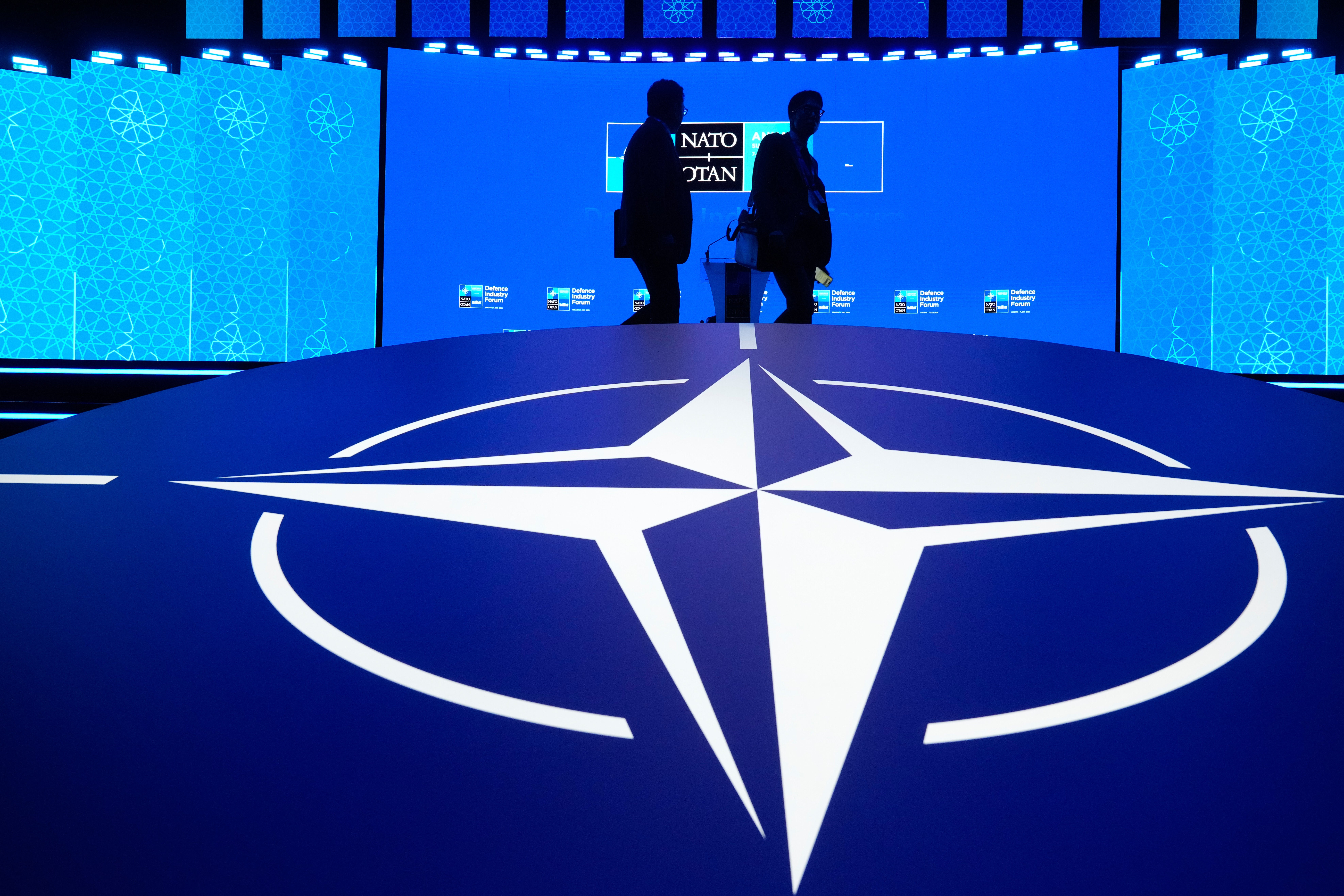 OTAN-CUMBRE