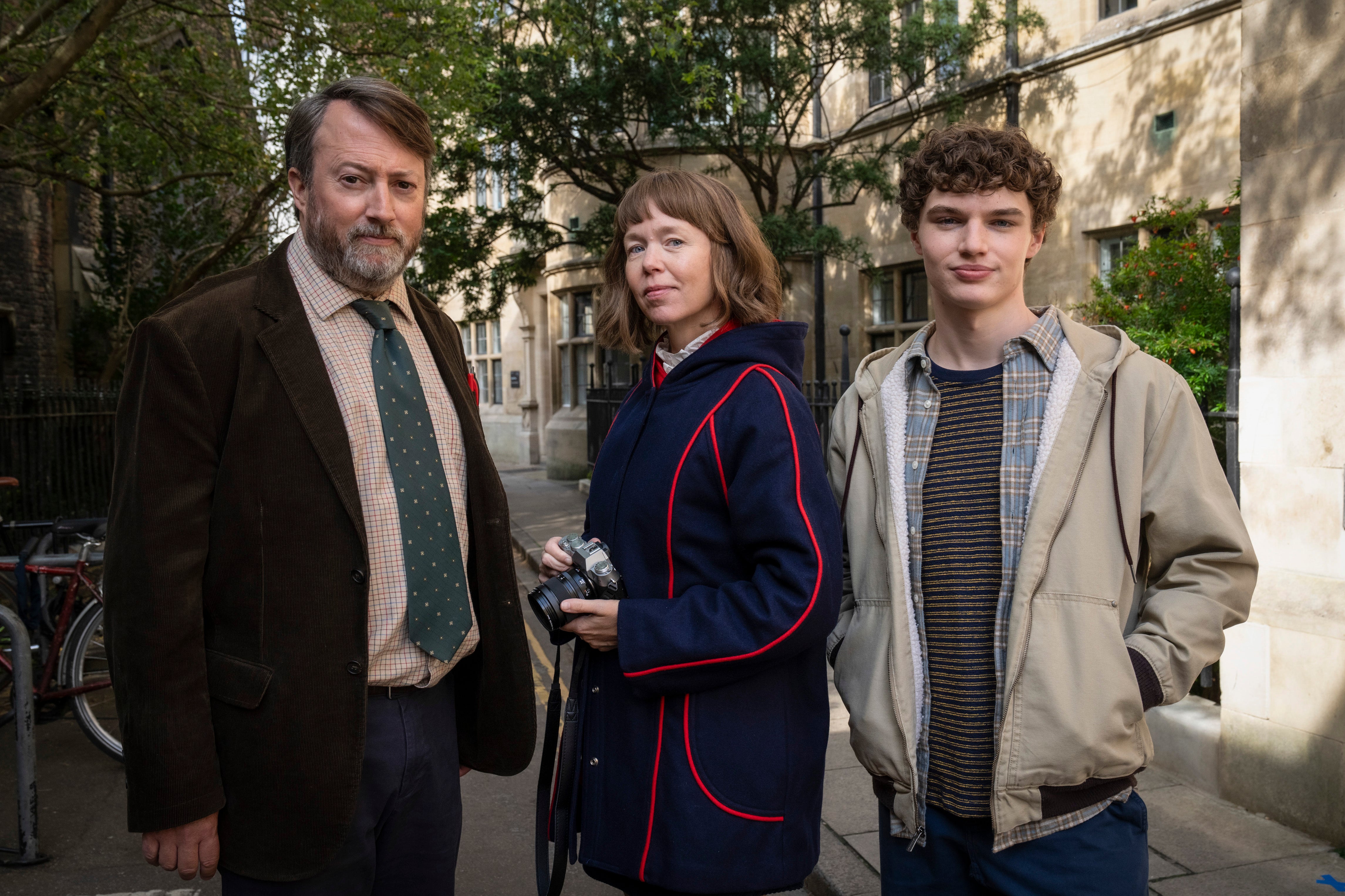 La BBC renovó el galardonado programa de televisión Ludwig para una tercera serie, antes del lanzamiento de su segunda serie a finales de este año.