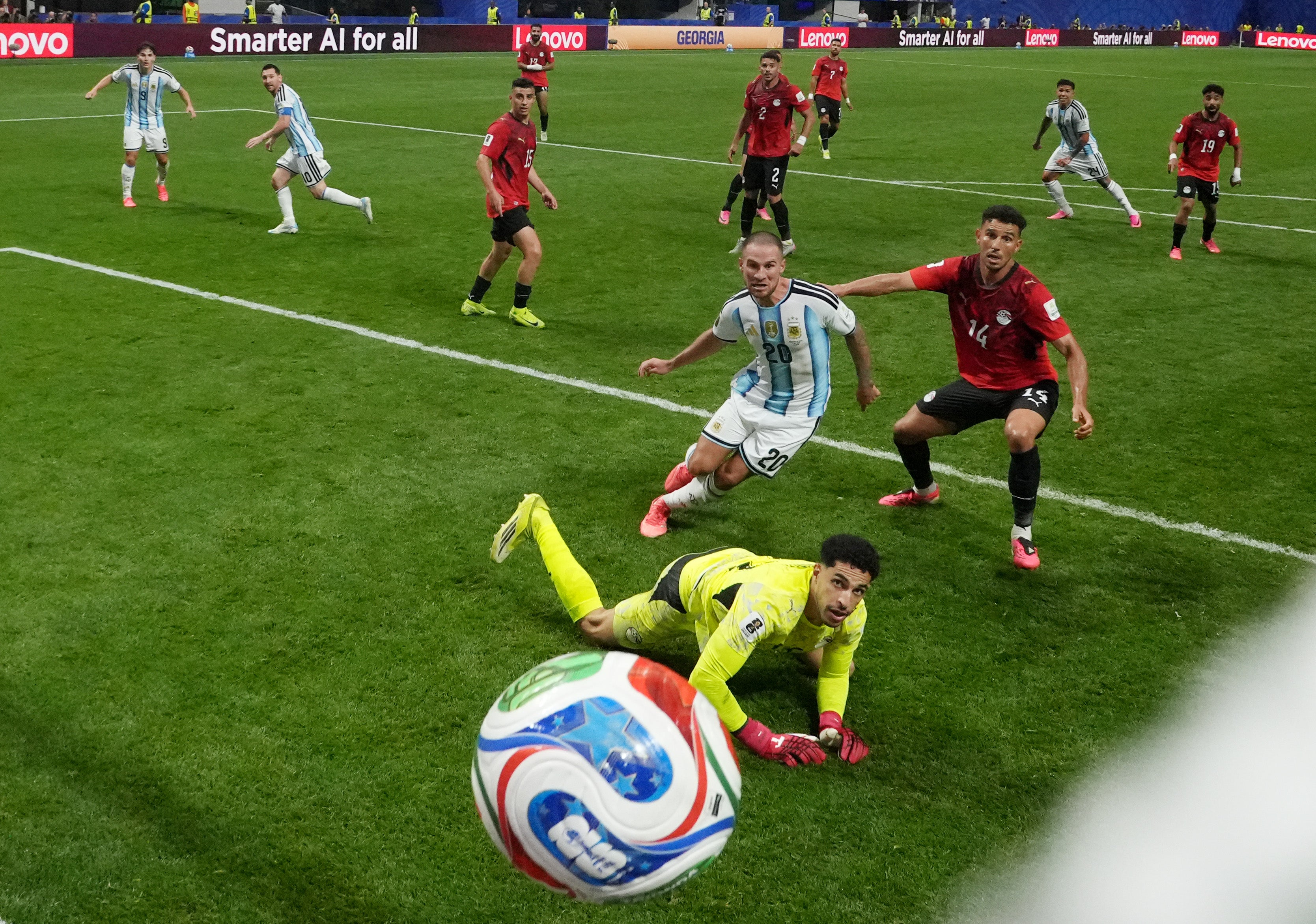 Goalkeepers are complaining about the World Cup ball. An expert says they&rsquo;re wrong