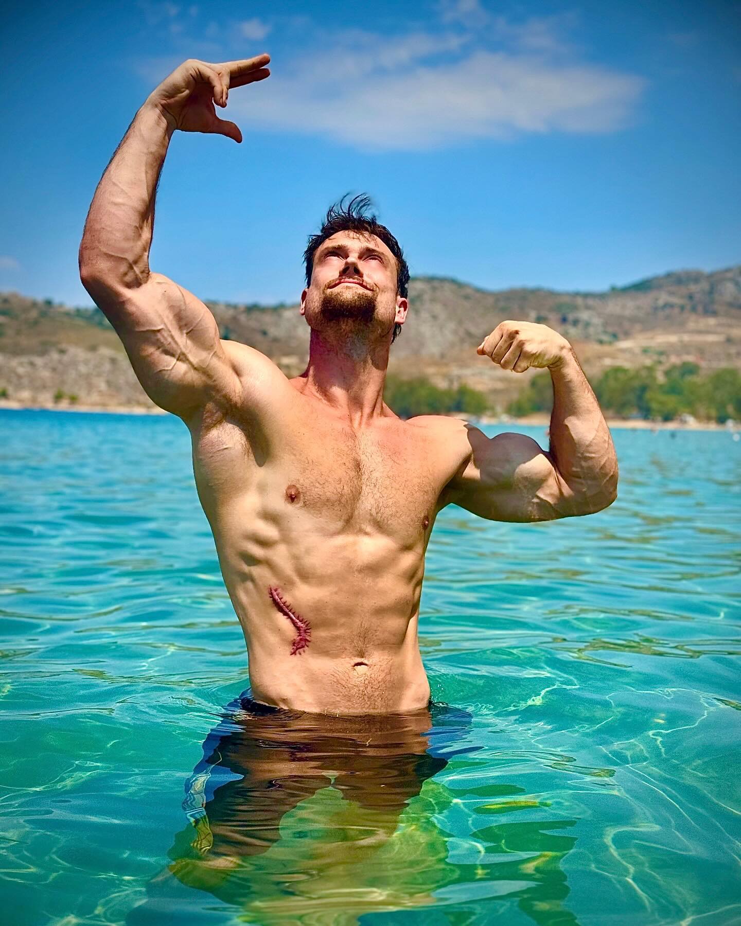 Looksmaxxing influencer Connor Murphy drowns in Thailand after fleeing police: reports