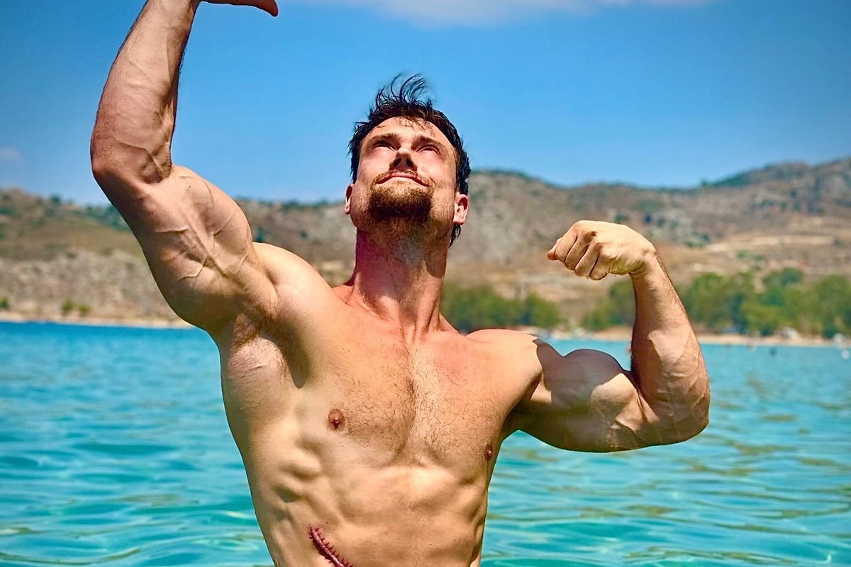 Looksmaxxing influencer Connor Murphy drowns in Thailand after fleeing police: reports Looksmaxxing influencer Connor Murphy drowns in Thailand after fleeing police: reports