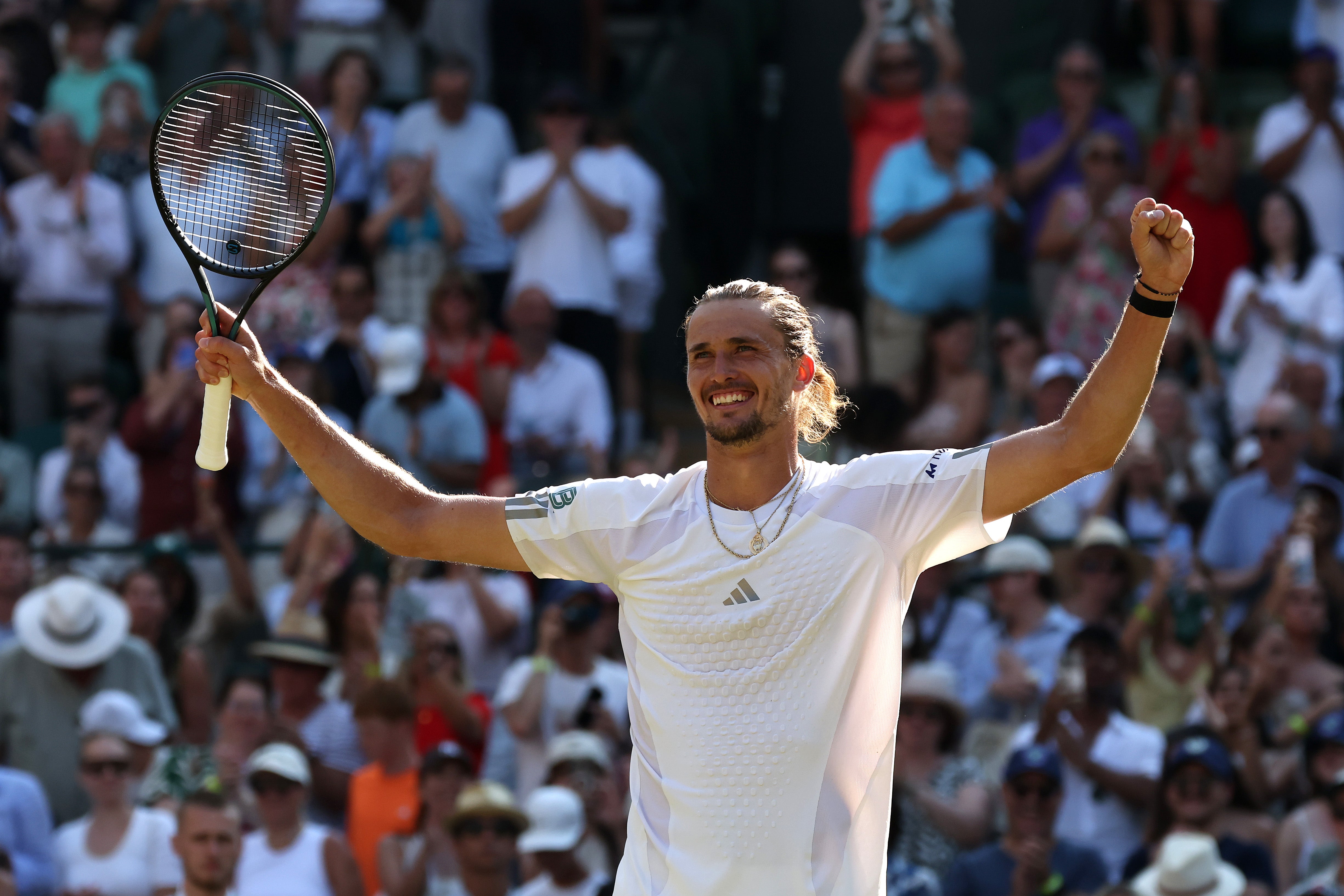 French Open champion Alexander Zverev beat Taylor Fritz 6-4 6-4 6-2
