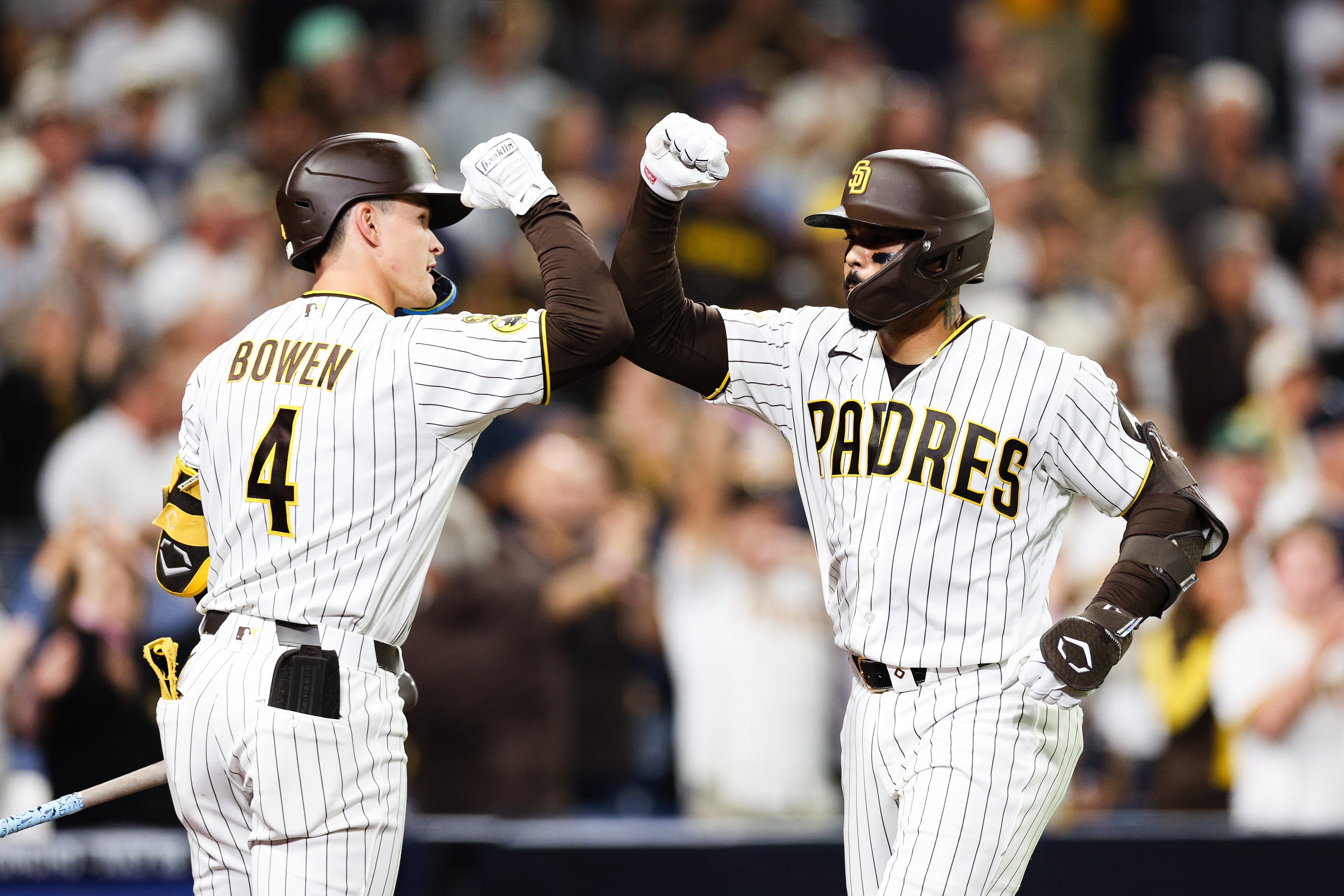 DIAMONDBACKS-PADRES