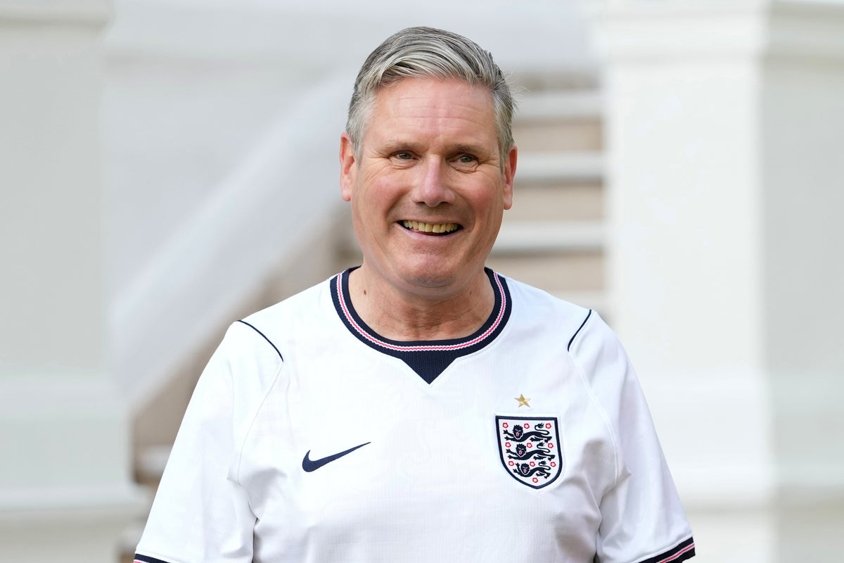 A Casa Branca diz que a intervenção de Keir Starmer na partida Inglaterra-México é ‘mais flagrante’ do que o cartão vermelho de Donald Trump em Balogun