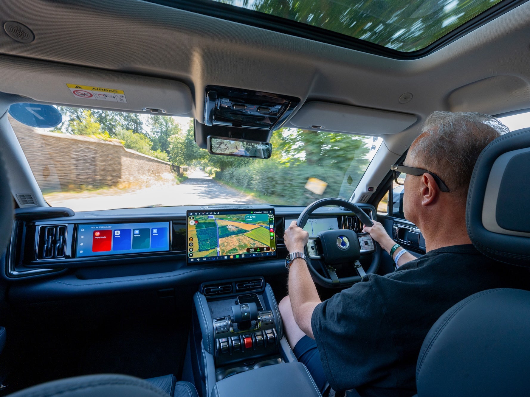 The Denza Bao 5 was easier to drive on narrow country lanes than its size might suggest (Denza)