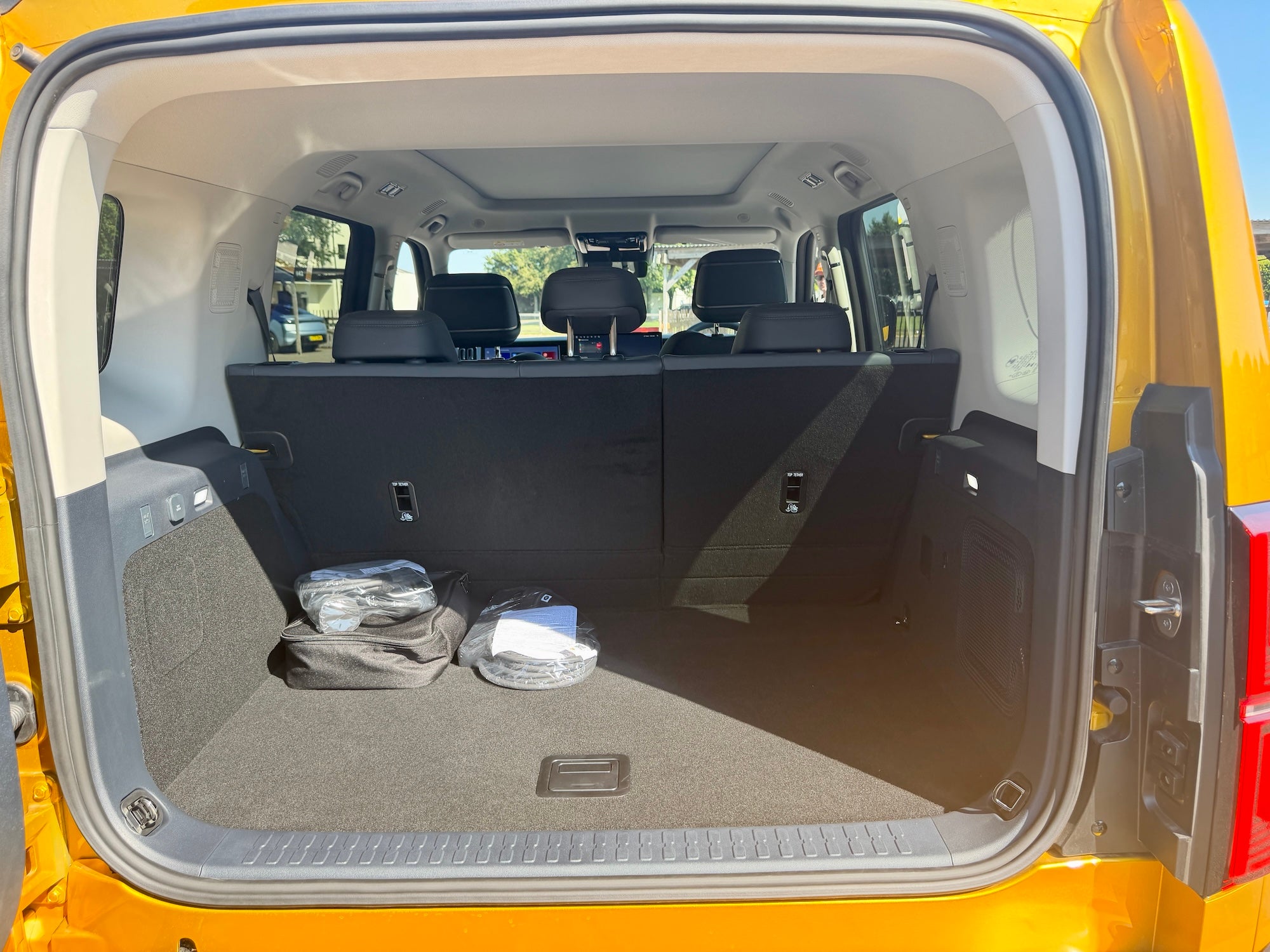 The Denza Bao 5's big square boot offers 475 litres measured to the top of the rear seats. Fold the rear seats down and that rises to 1,069 litres, or 1,736 litres when measured to the roof (Steve Fowler)