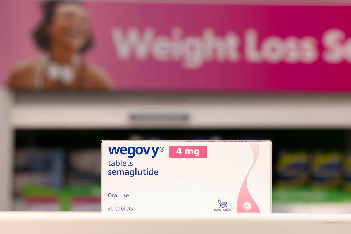 Experts warn how to spot fake weight-loss pills