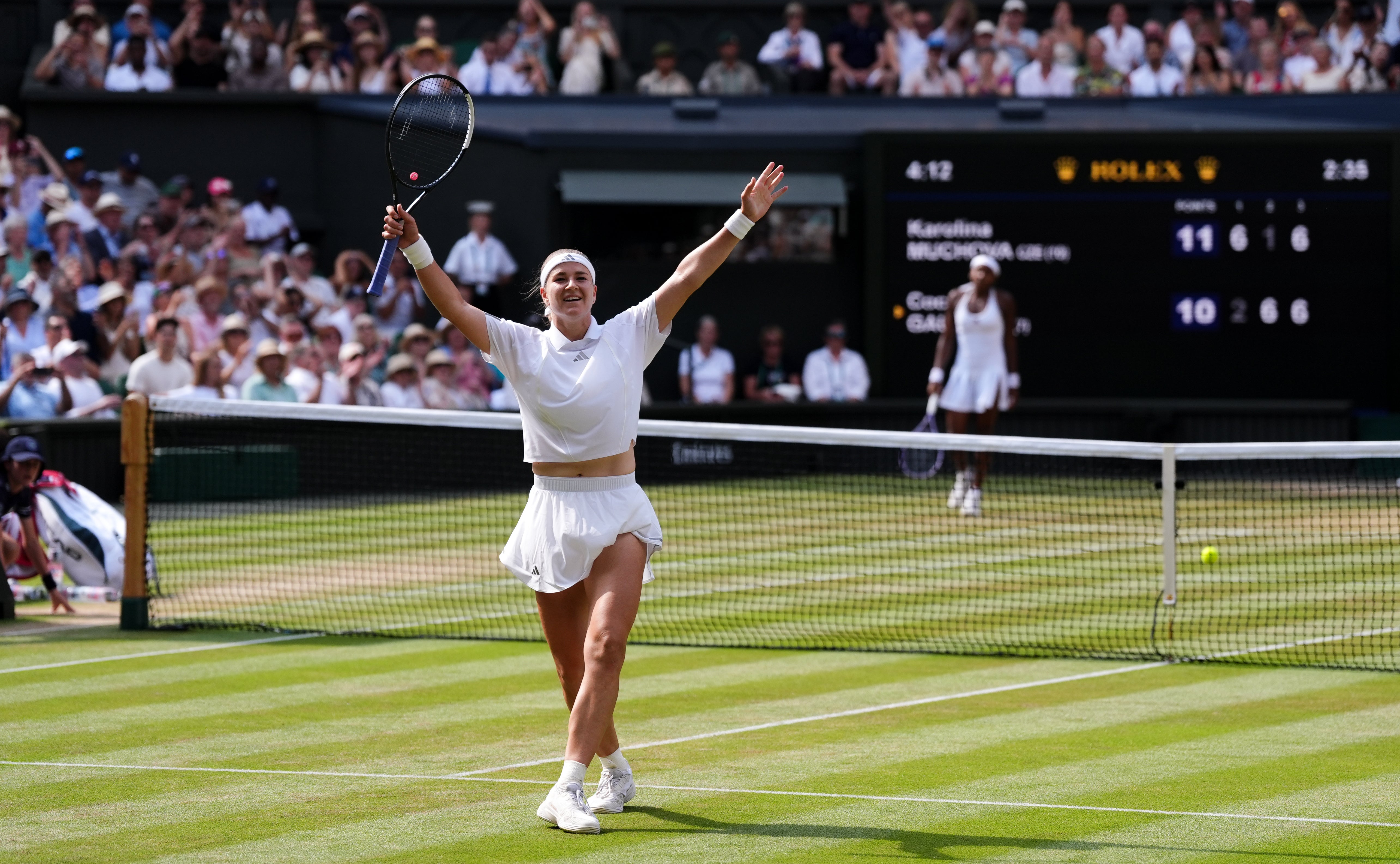 Muchova celebrates reaching her first Wimbledon final, where she will play Linda Noskova in an all-Czech final
