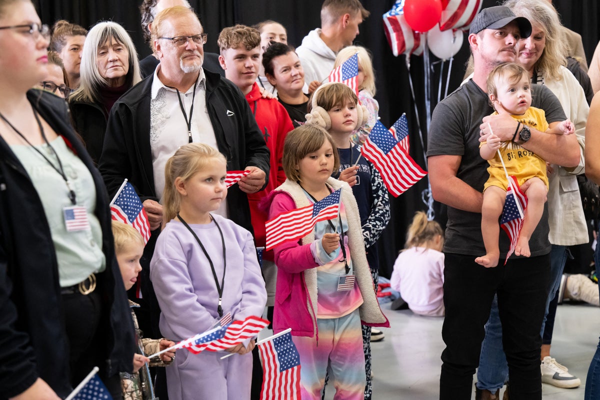 Trump has sent all the US refugee agents to just one country – UK Times Trump has sent all the US refugee agents to just one country – UK Times