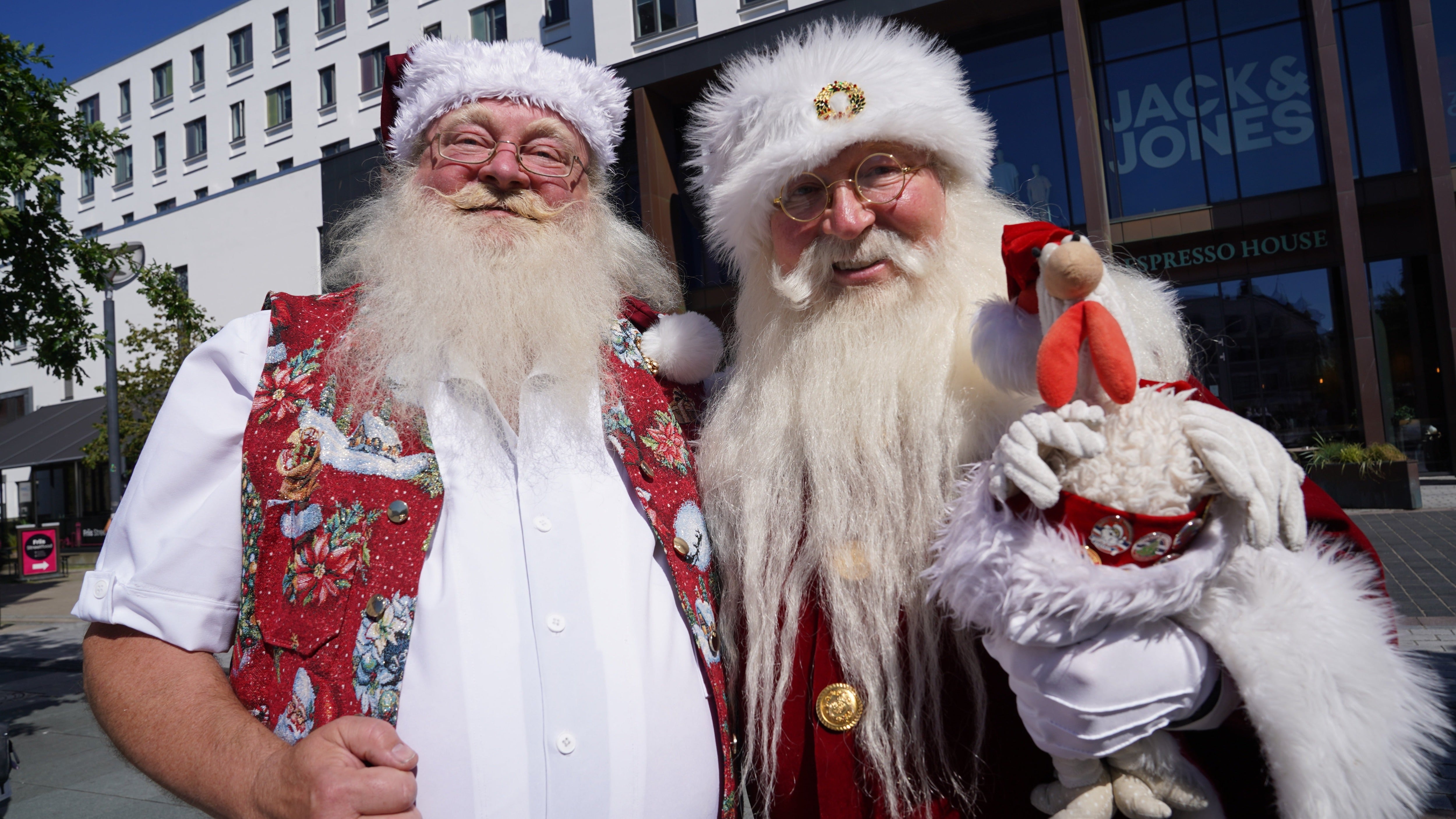 Conceived originally to entertain children, the congress has evolved into a popular annual gathering for professional Santas who typically appear in stores and shopping malls during the Yuletide season