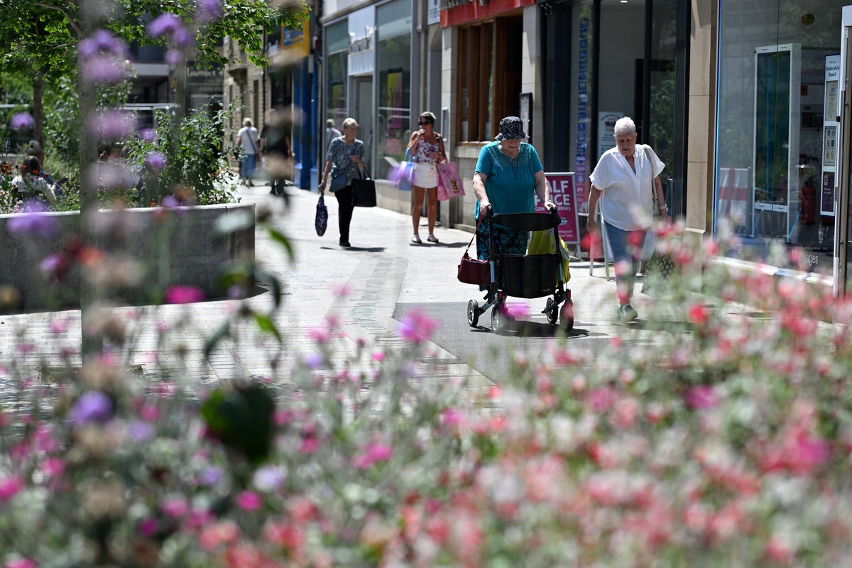 Retailers yet to feel ‘Burnham bounce’ as heatwave keeps shoppers away