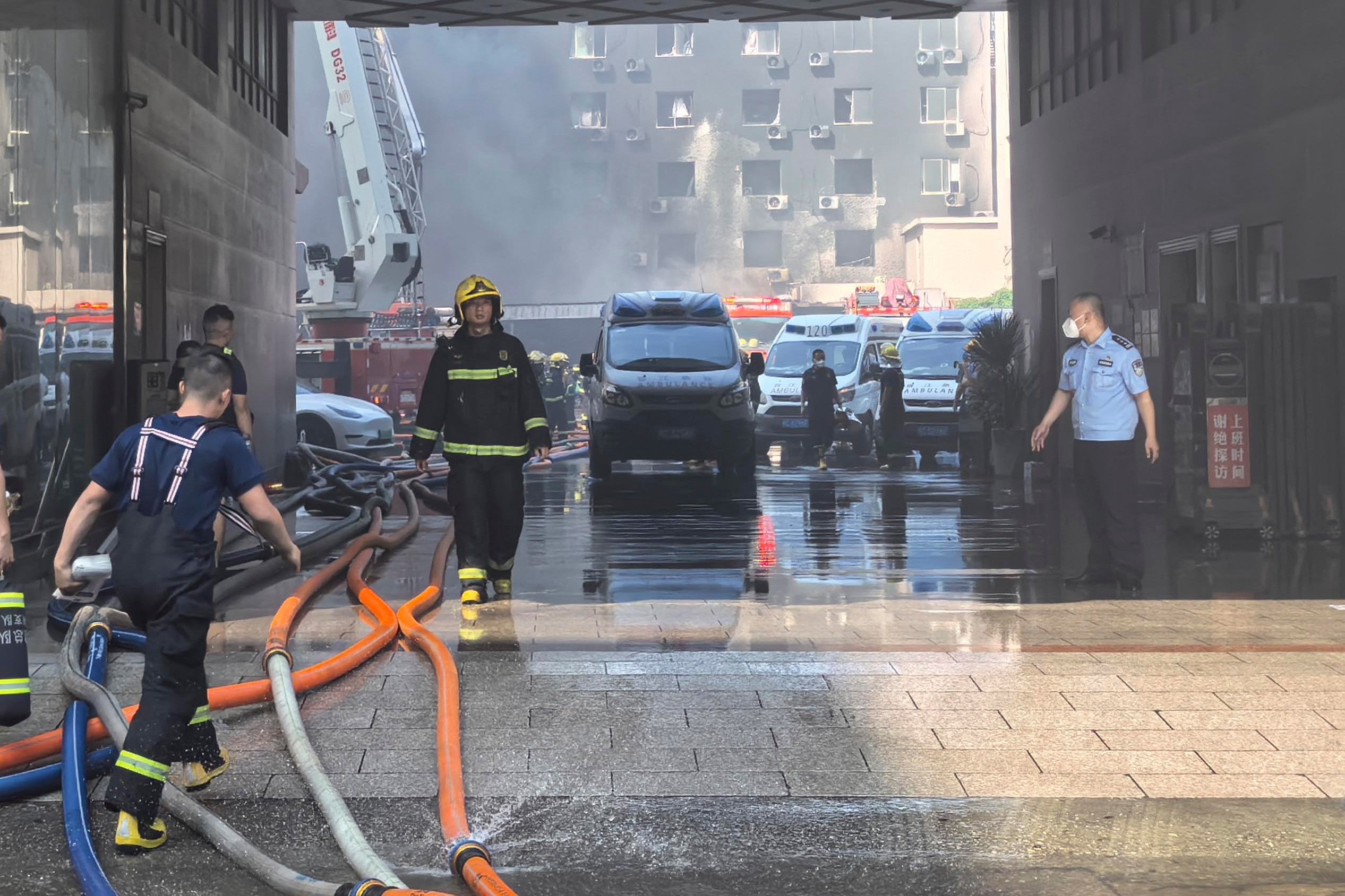 A fire tore through a shoe factory in China (Xinhua)