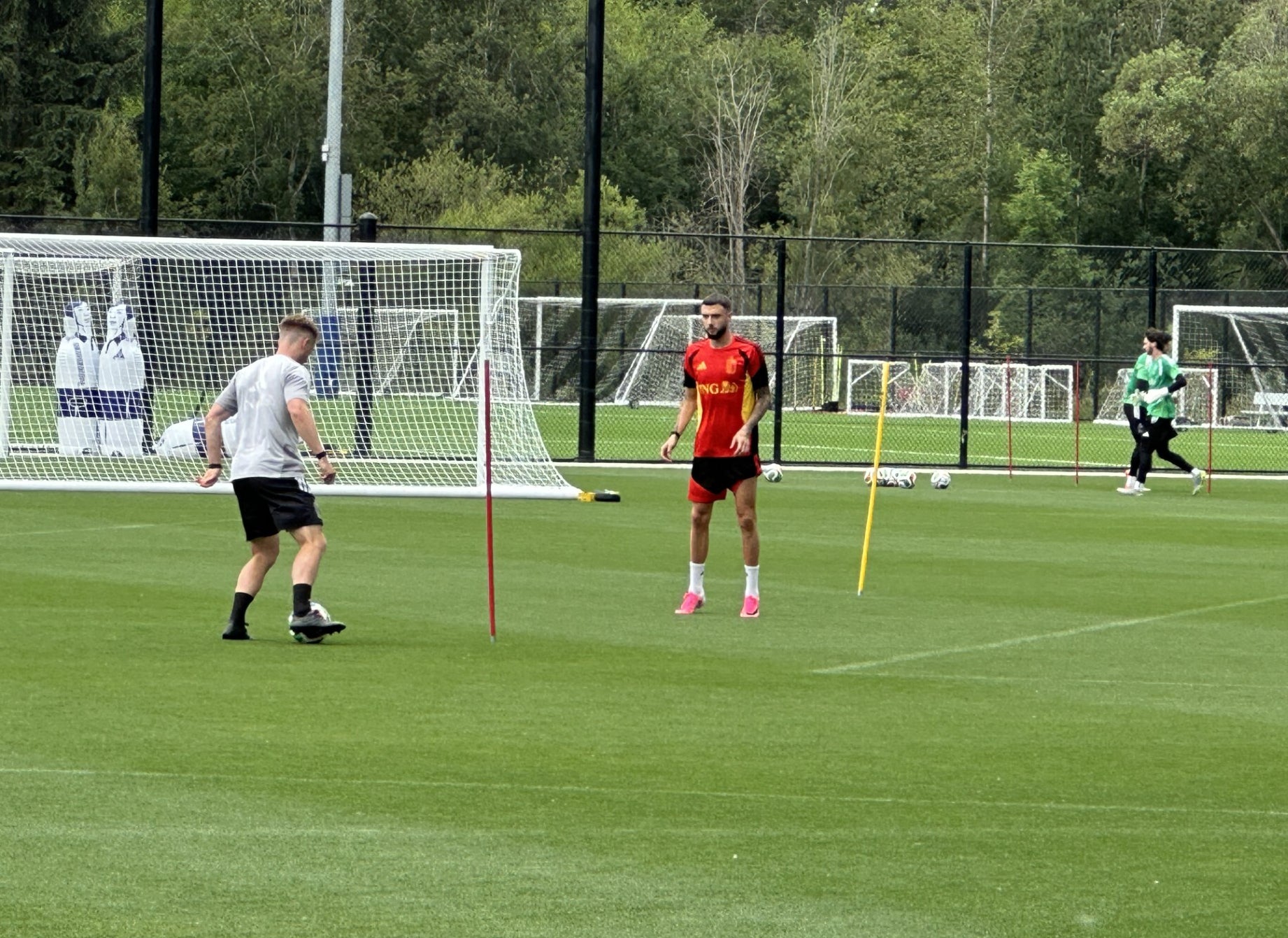 Zeno Debast has been in individual training for Belgium