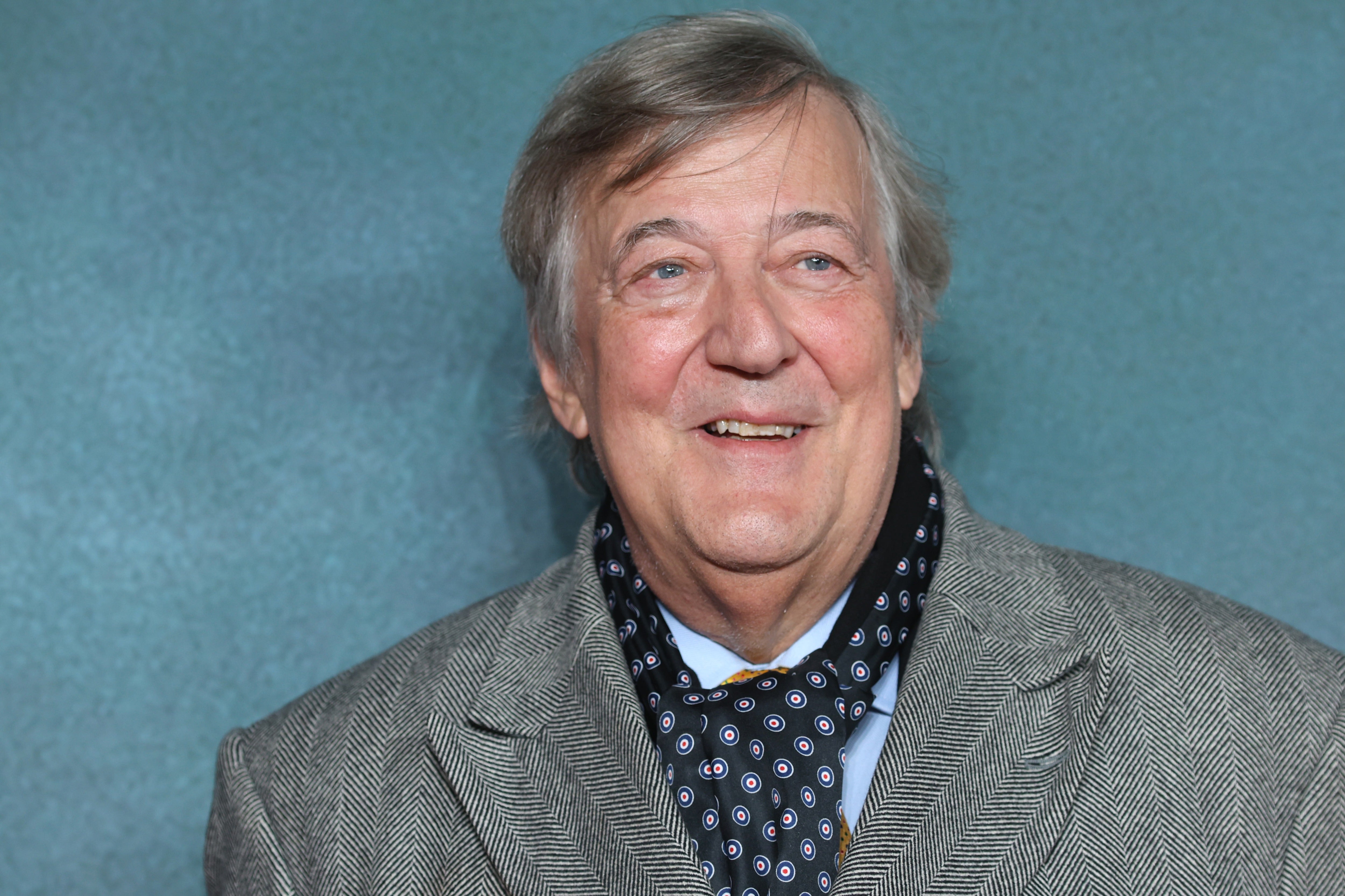 Poetry, AI and Stephen Fry: New app Ode prescribes verse to lift your mood