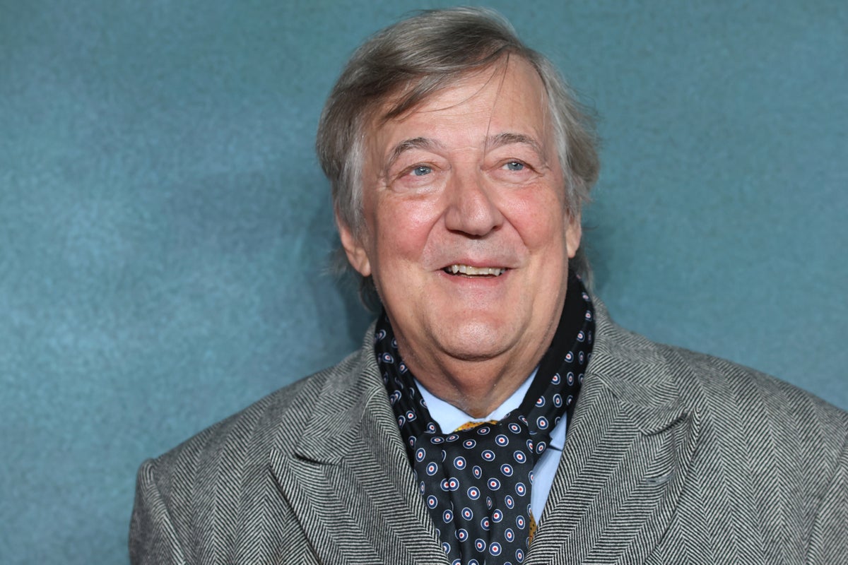 Poetry, AI and Stephen Fry: New app Ode prescribes verse to lift your mood – UK Times Poetry, AI and Stephen Fry: New app Ode prescribes verse to lift your mood – UK Times