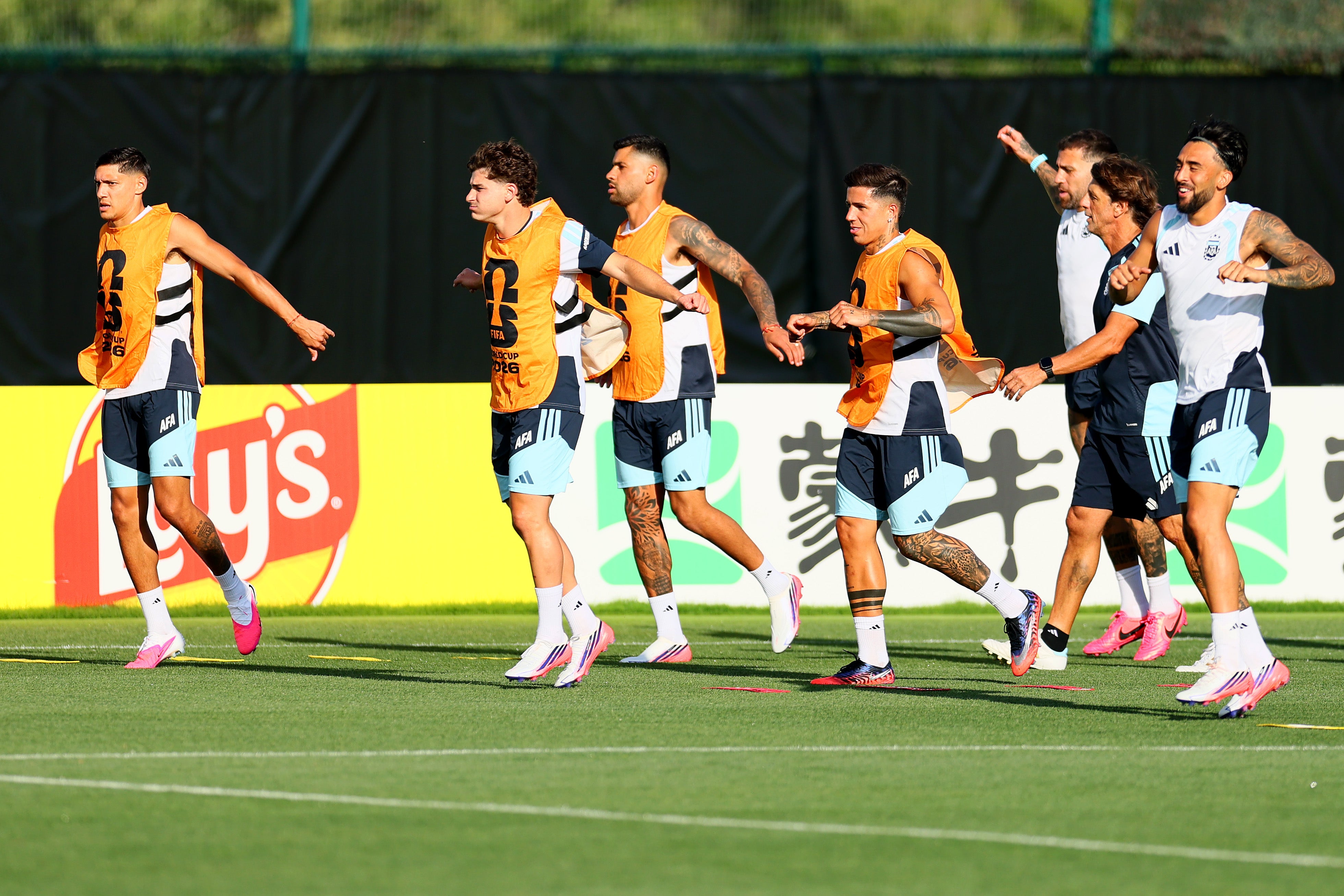Nahuel Molina, Julian Alvarez, Christian Romero, Enzo Fernandez, Nicolas Otamendi and Nico Gonzalez #15 of Argentina attend a training session
