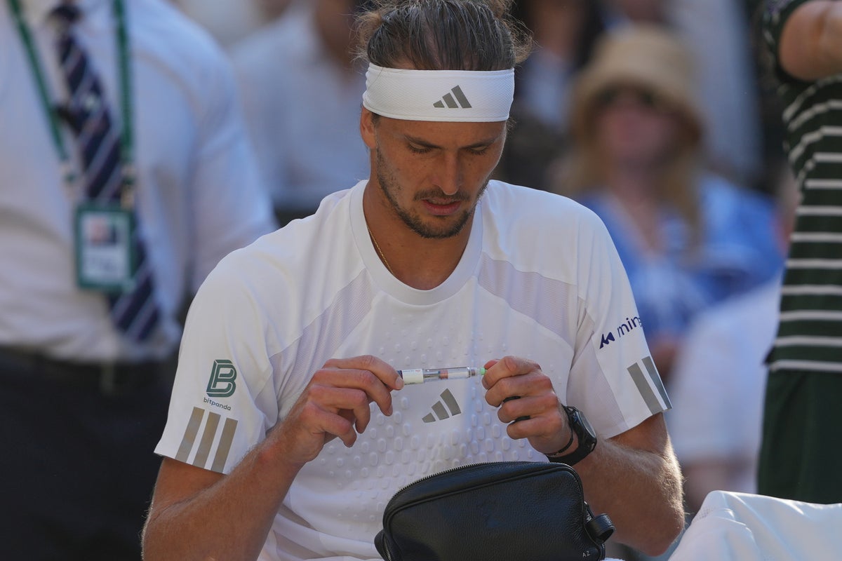 Why did Alexander Zverev take an injection during Wimbledon final?