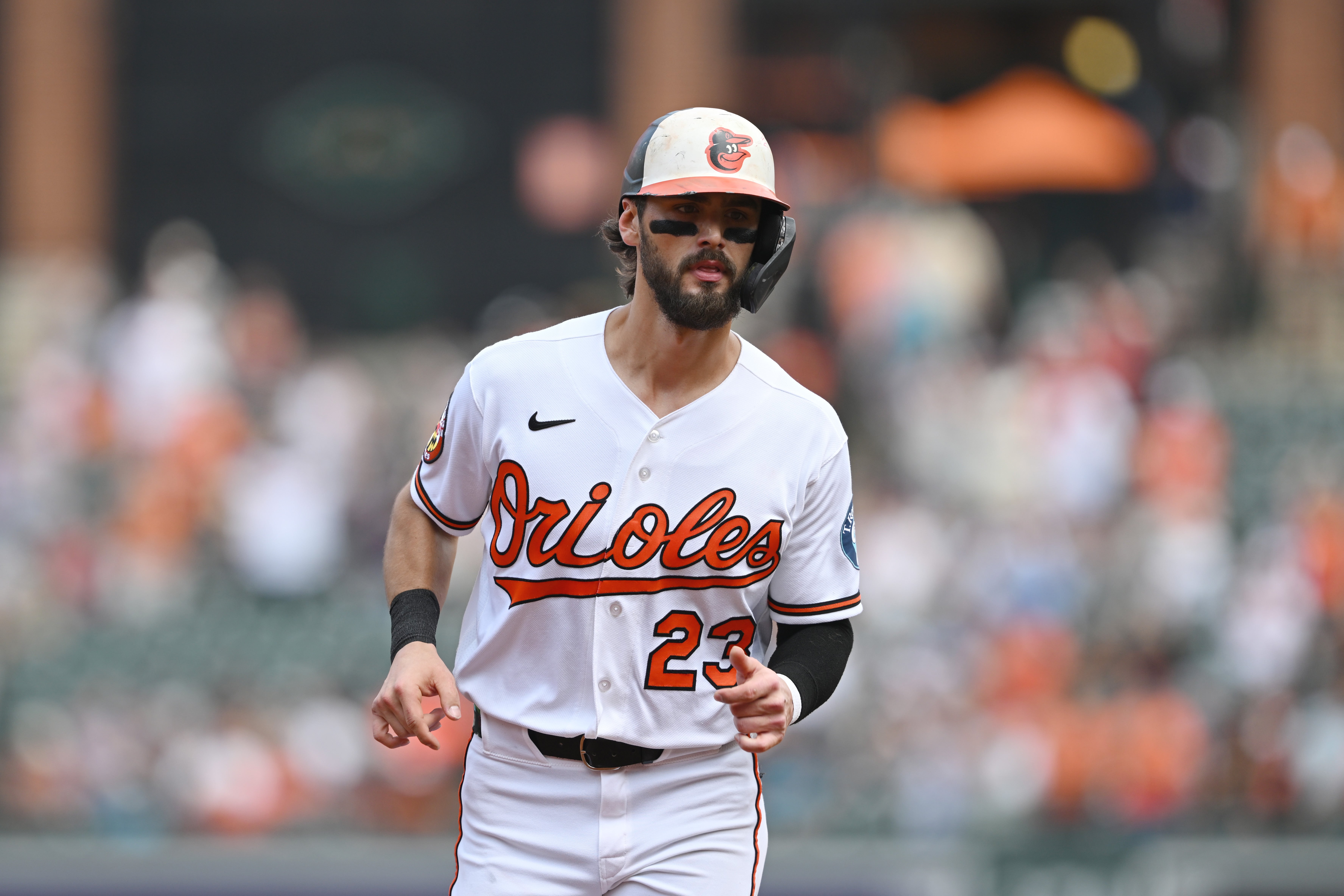 REALES-ORIOLES PELEA