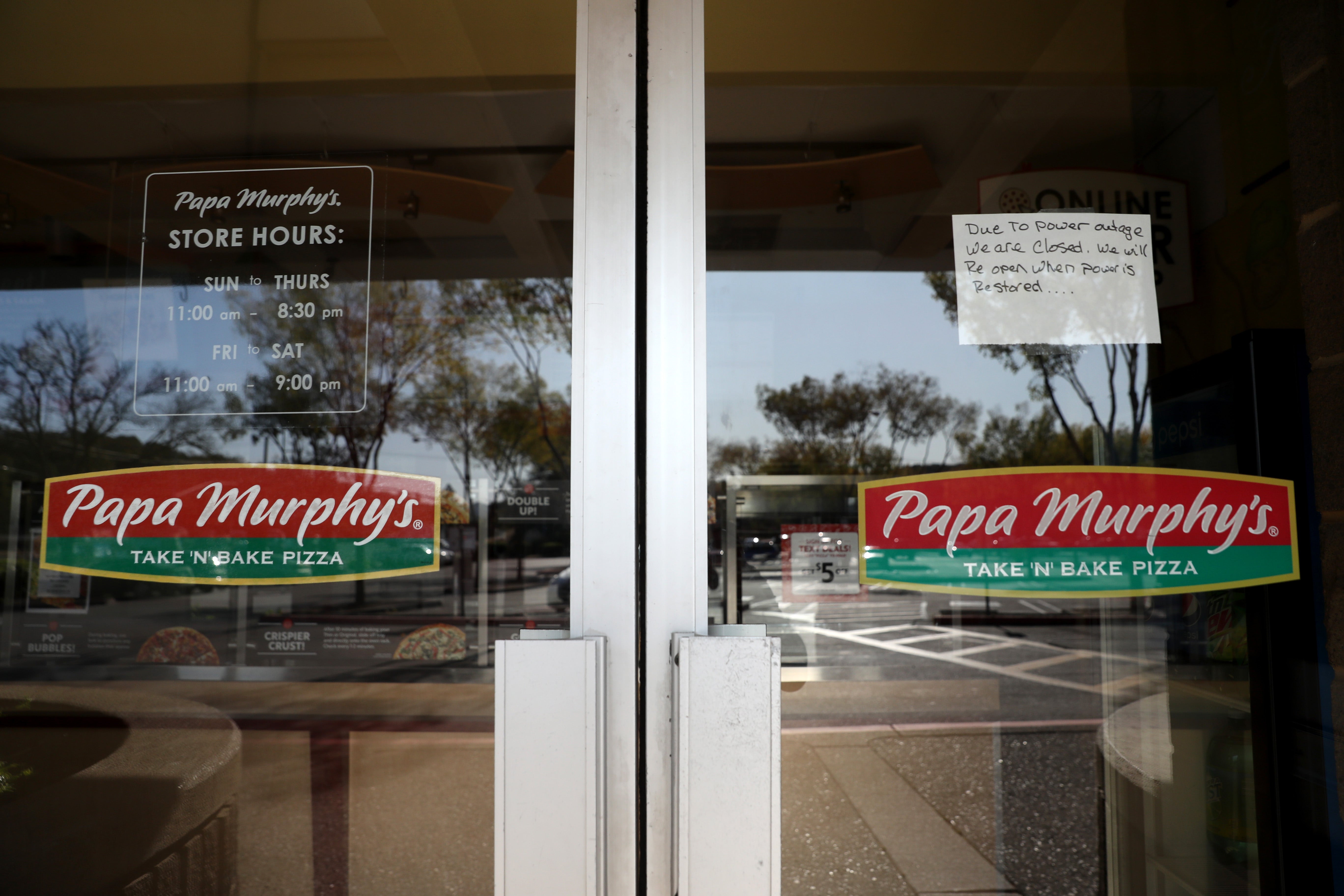 MTY Group, the parent company of Cold Stone Creamery and Wetzel’s Pretzels, will close 45 to 50 Papa Murphy’s units it acquired two years ago during a turnaround attempt