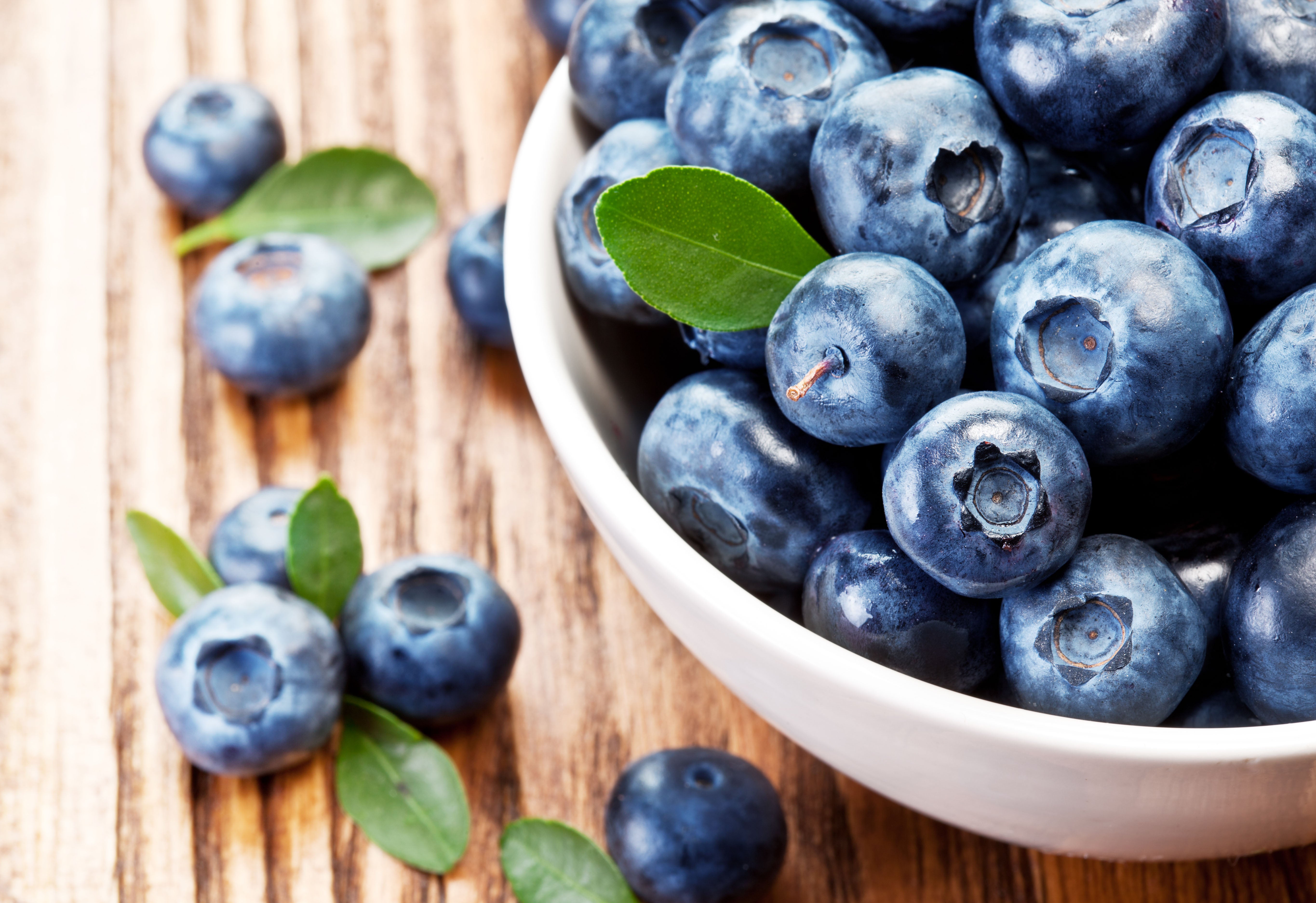 Blueberries are bursting full of brain-boosting properties, including flavonoids such as anthocyanins and quercetin