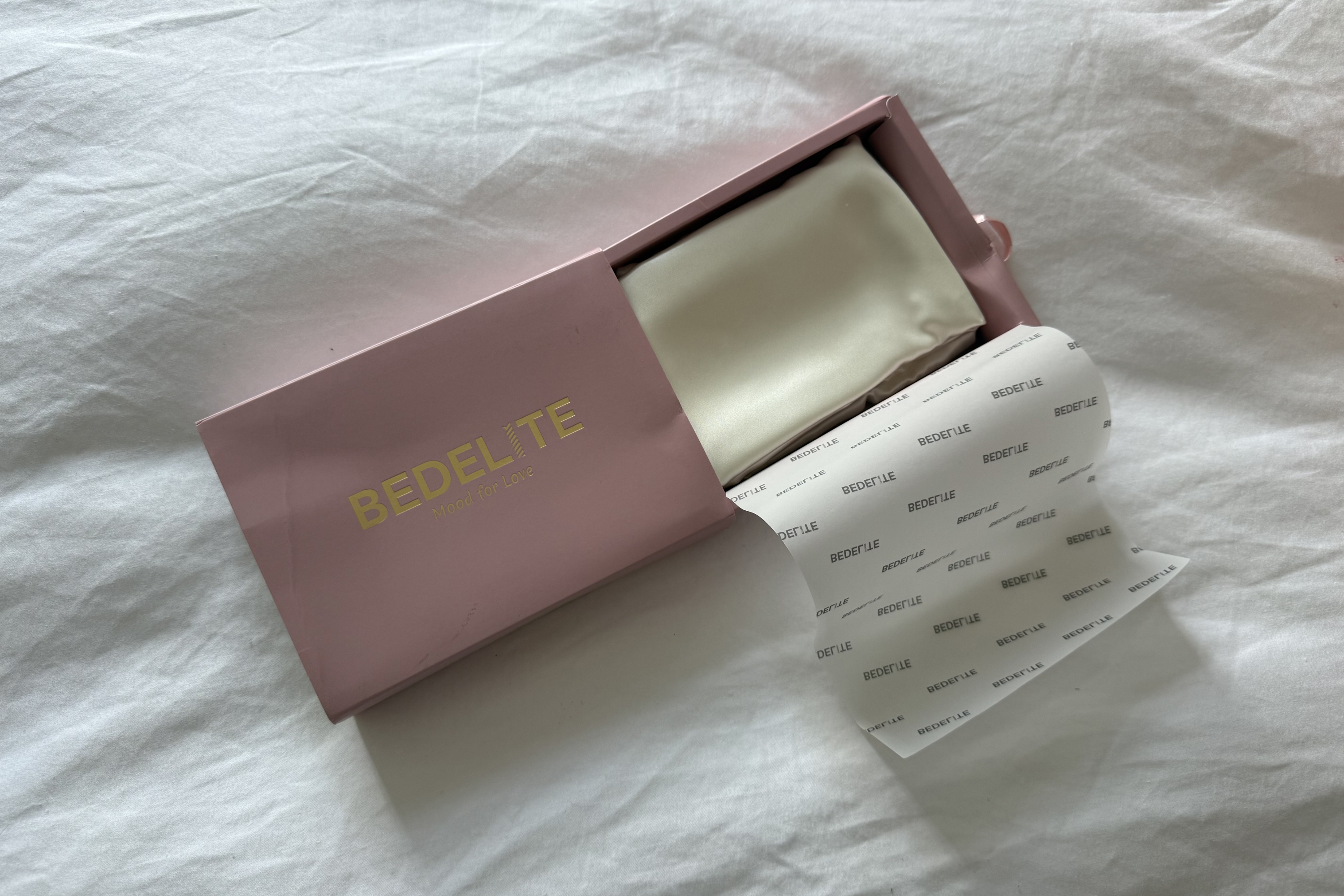 The budget pillowcase was wrapped up in tissue and a sleek box much like its luxe competitors