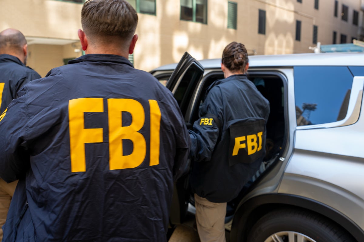 Fake-FBI agent dog walker who shot himself in fabricated home invasion lives on street with very telling name: police – UK Times Fake-FBI agent dog walker who shot himself in fabricated home invasion lives on street with very telling name: police – UK Times