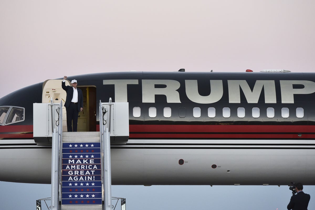 Trump team is asking for companies to step up and handle deportation flights – UK Times Trump team is asking for companies to step up and handle deportation flights – UK Times