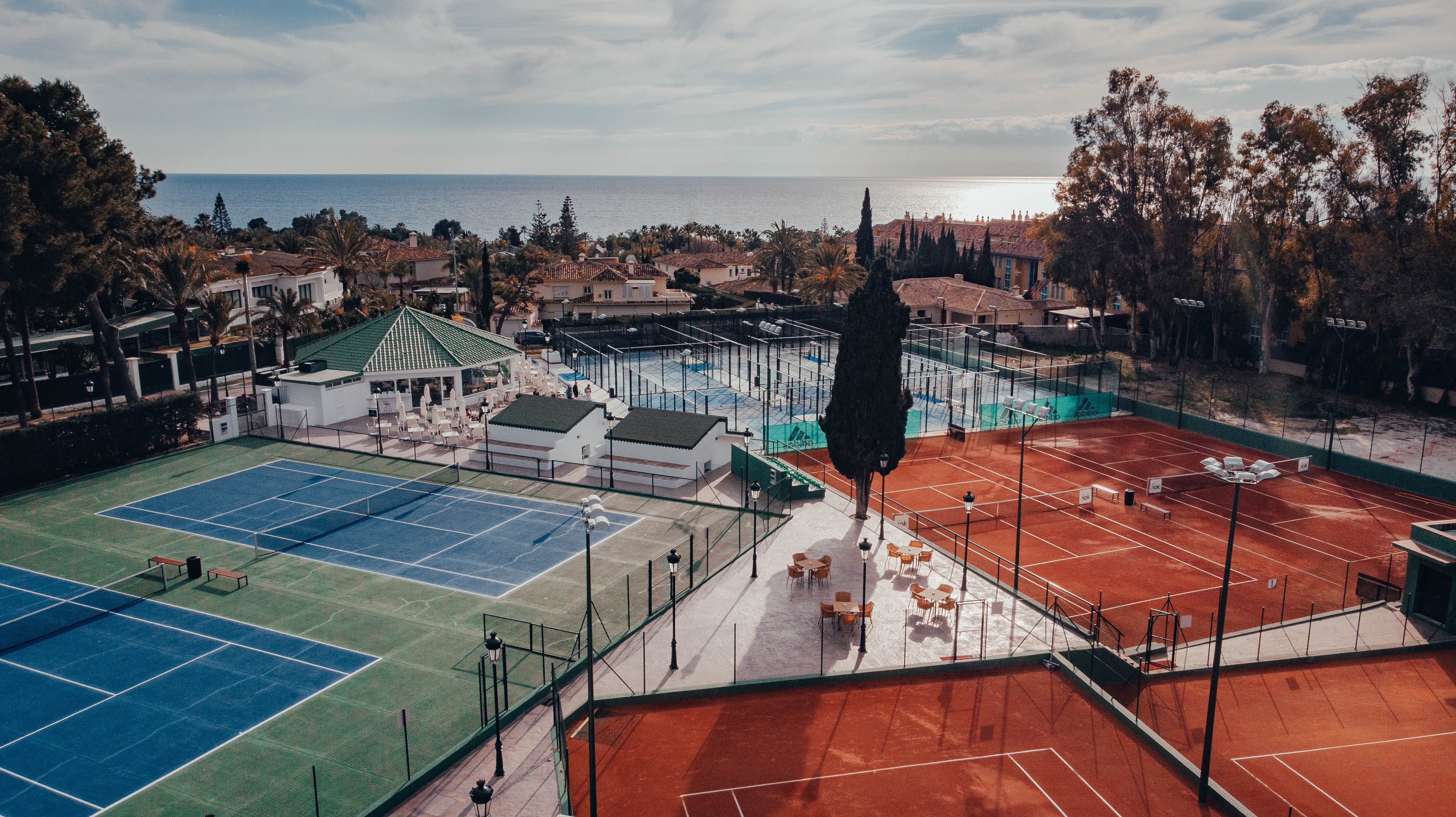 The Raquet Tennis Club Los Monteros in Marbella boasts 13 courts