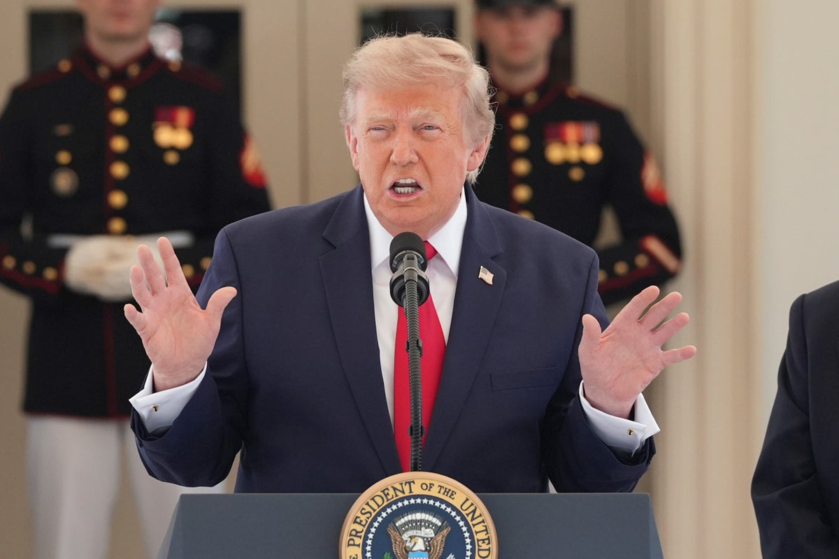 Son İran-ABD savaşı: BAE, İran'ın tankerlere yönelik "küstah" saldırılarını kınarken Trump yeni bir saldırı dalgası başlattı